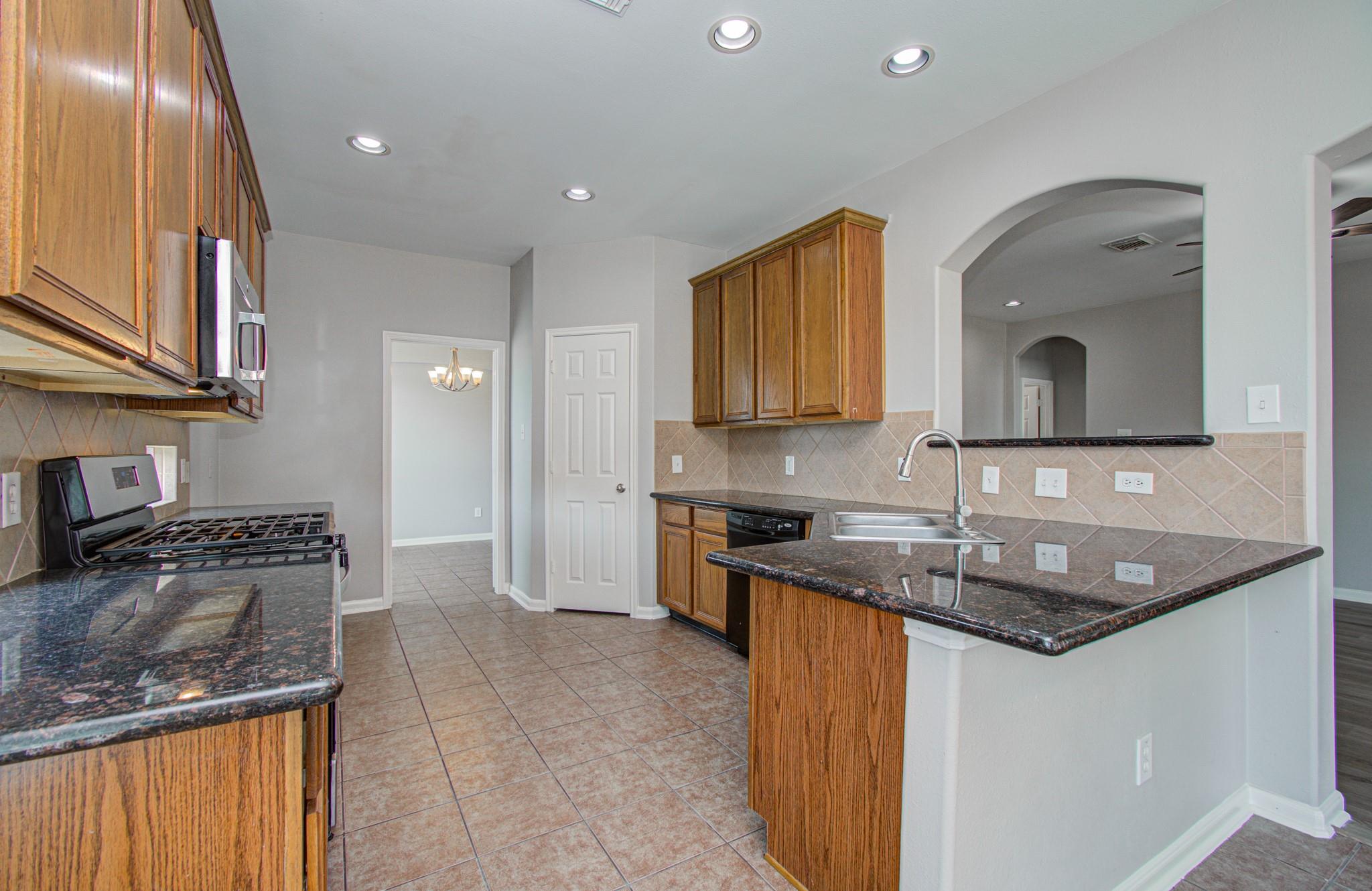6715 Starcroft Court