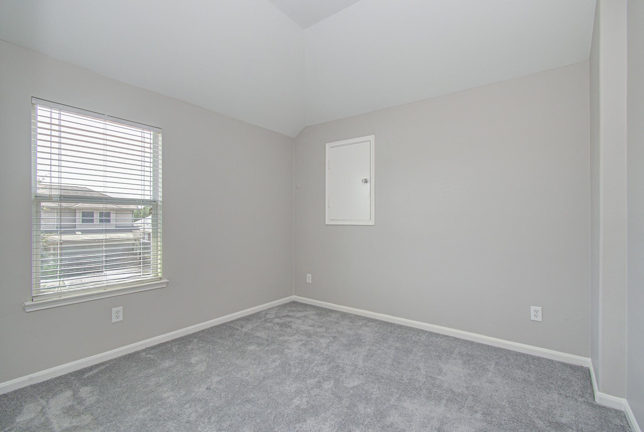 6715 Starcroft Court