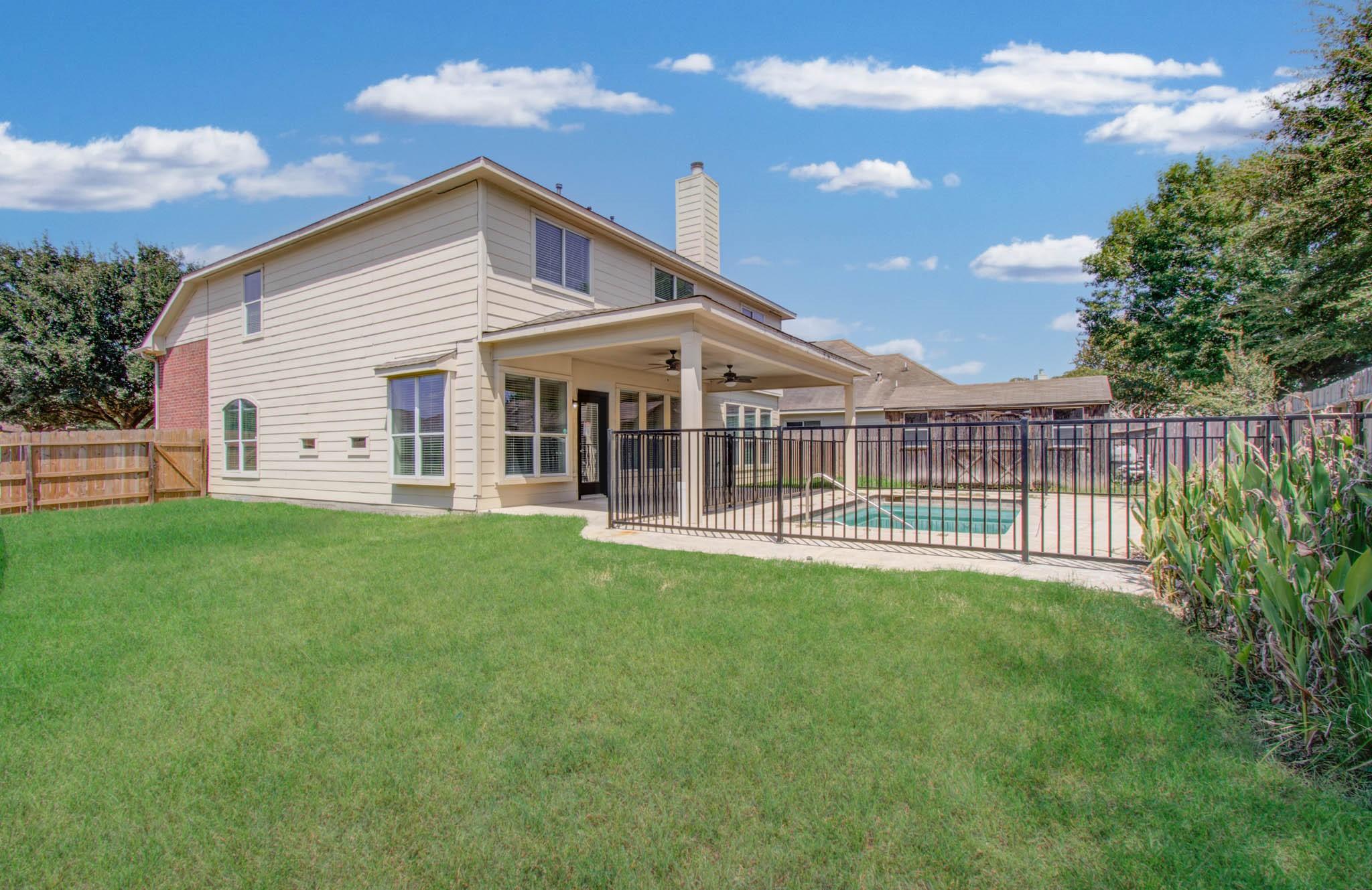 6715 Starcroft Court