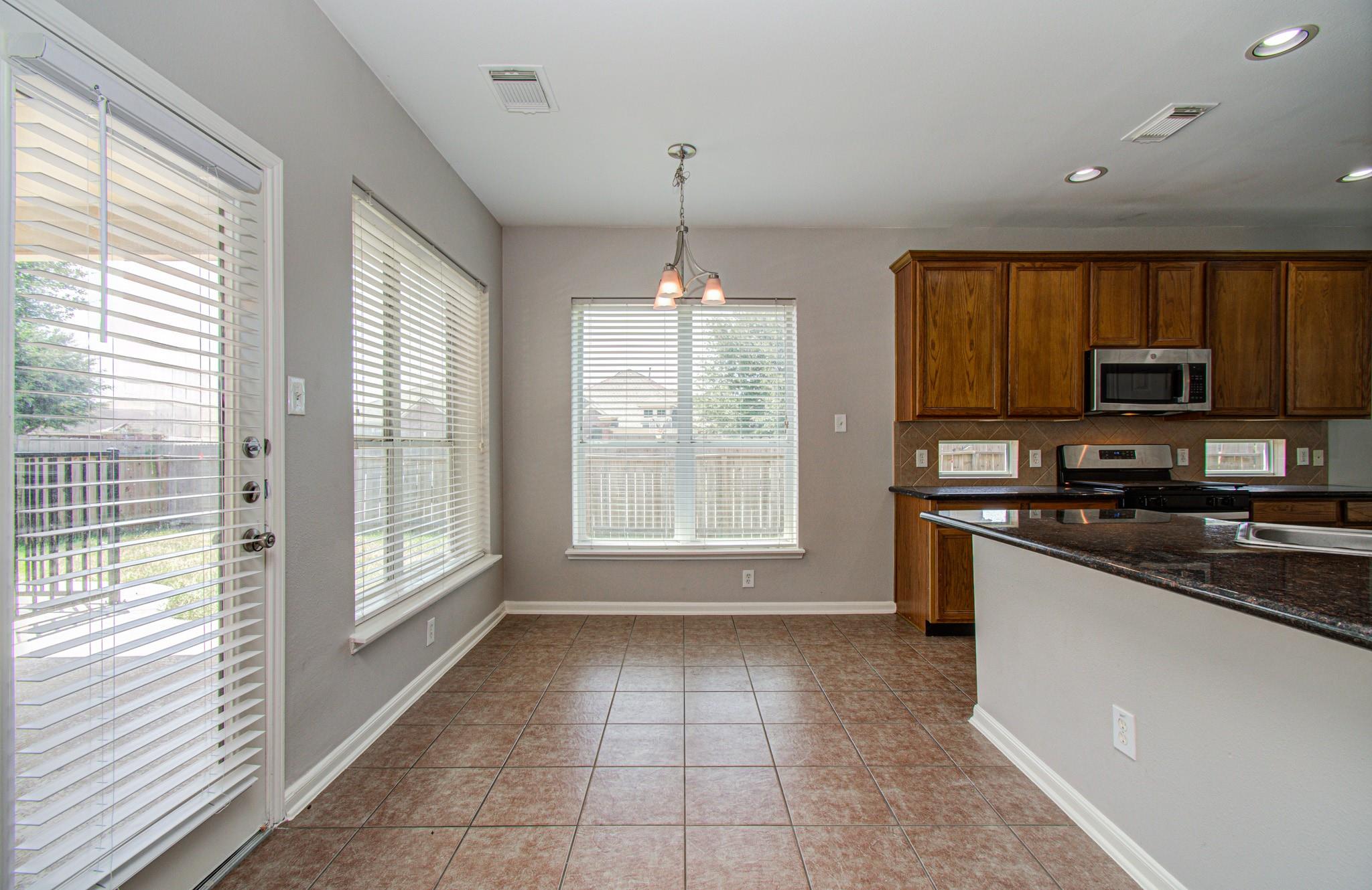 6715 Starcroft Court