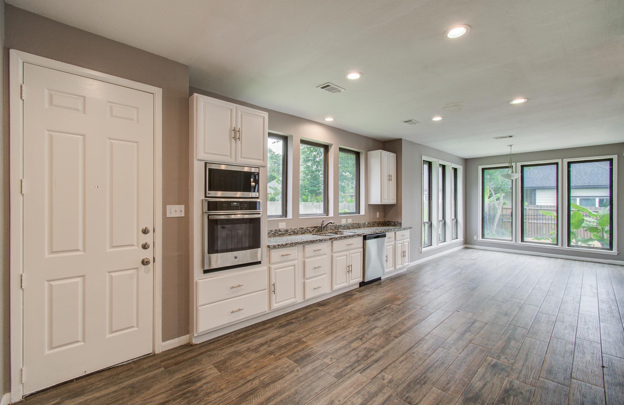 3310 Oak Knoll Court
