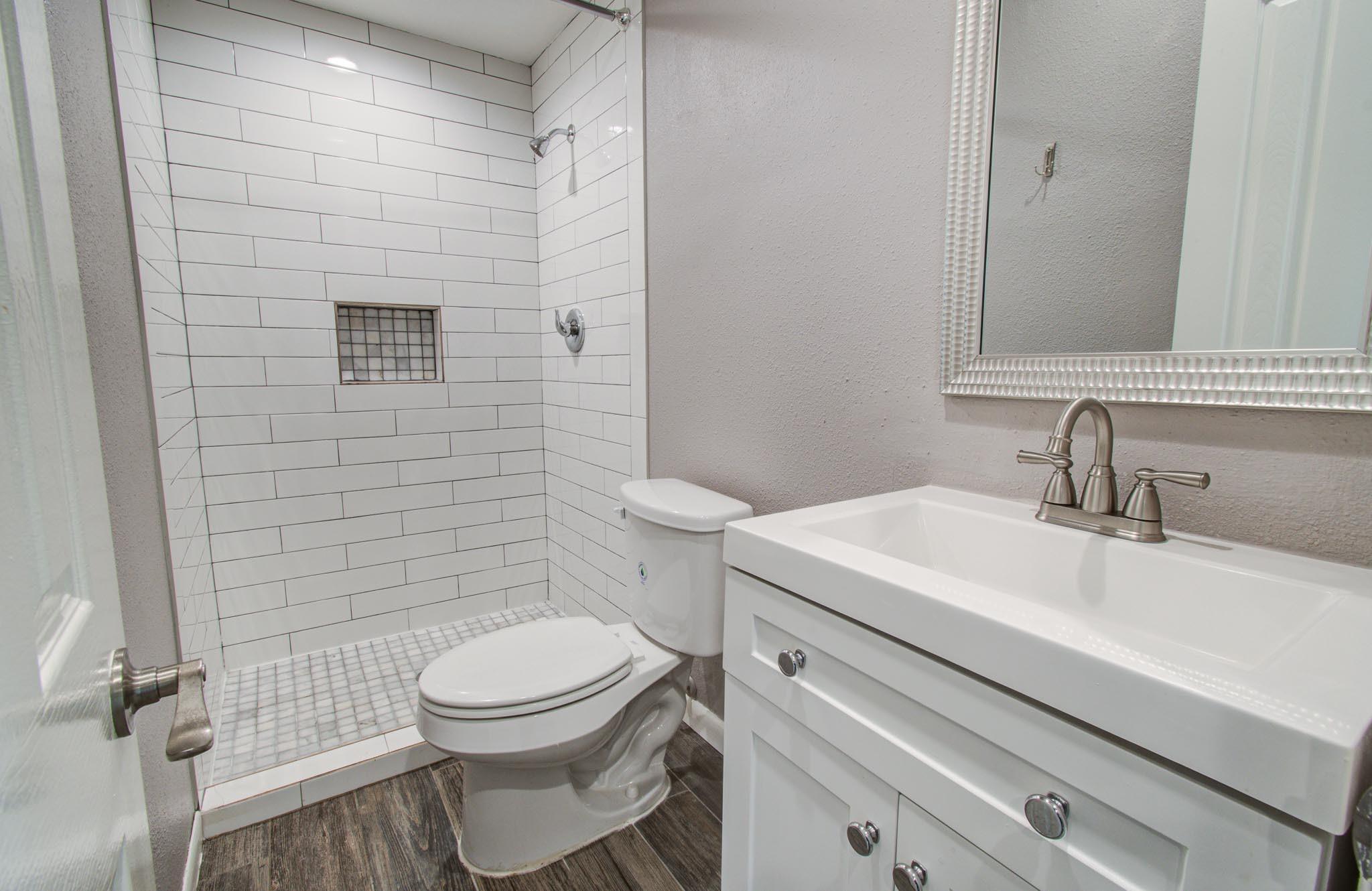 3310 Oak Knoll Court