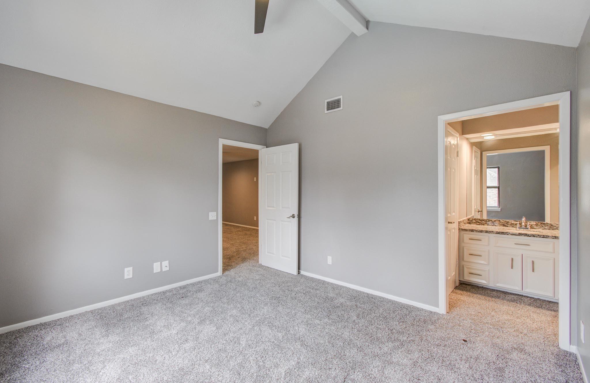 3310 Oak Knoll Court