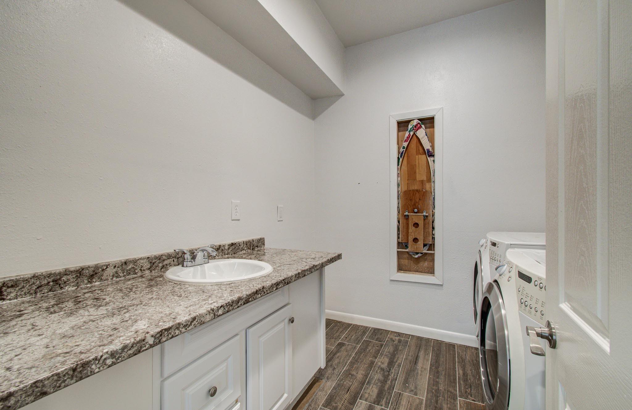 3310 Oak Knoll Court