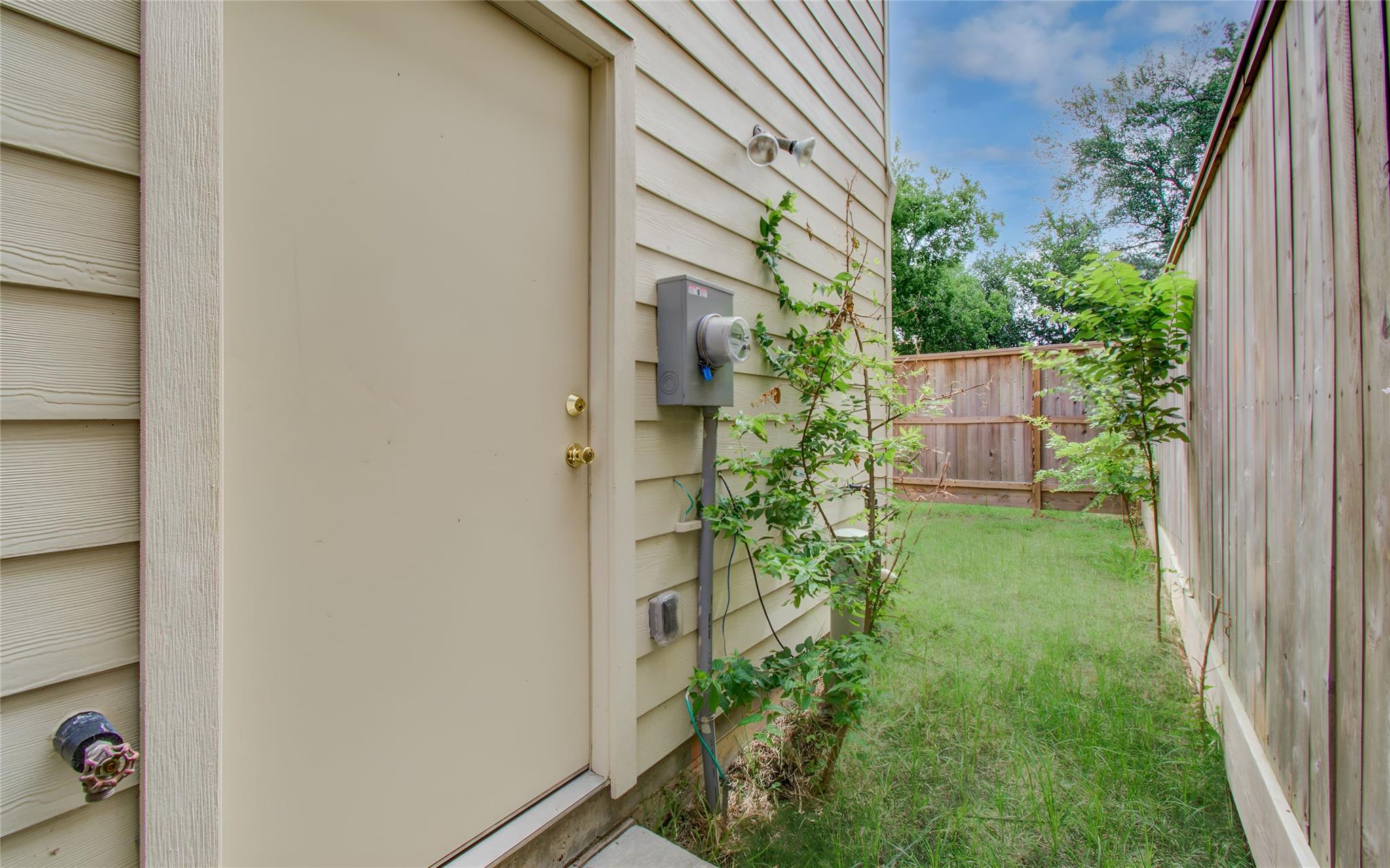 8705 Bryam Street # 1601