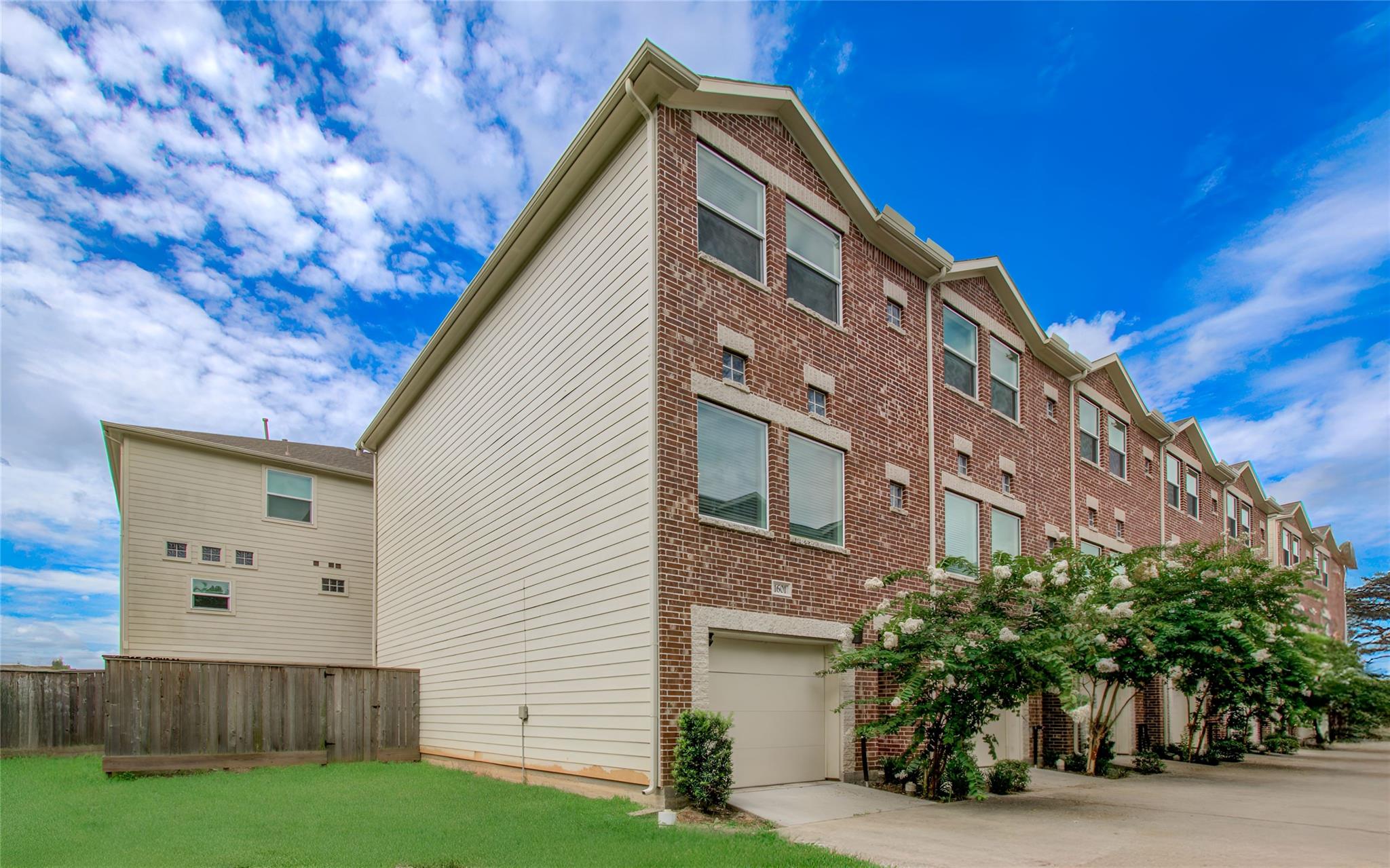 8705 Bryam Street # 1601