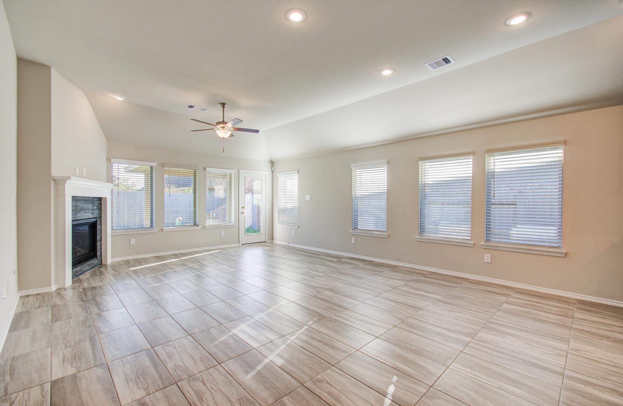 3417 Acacia Grove Lane