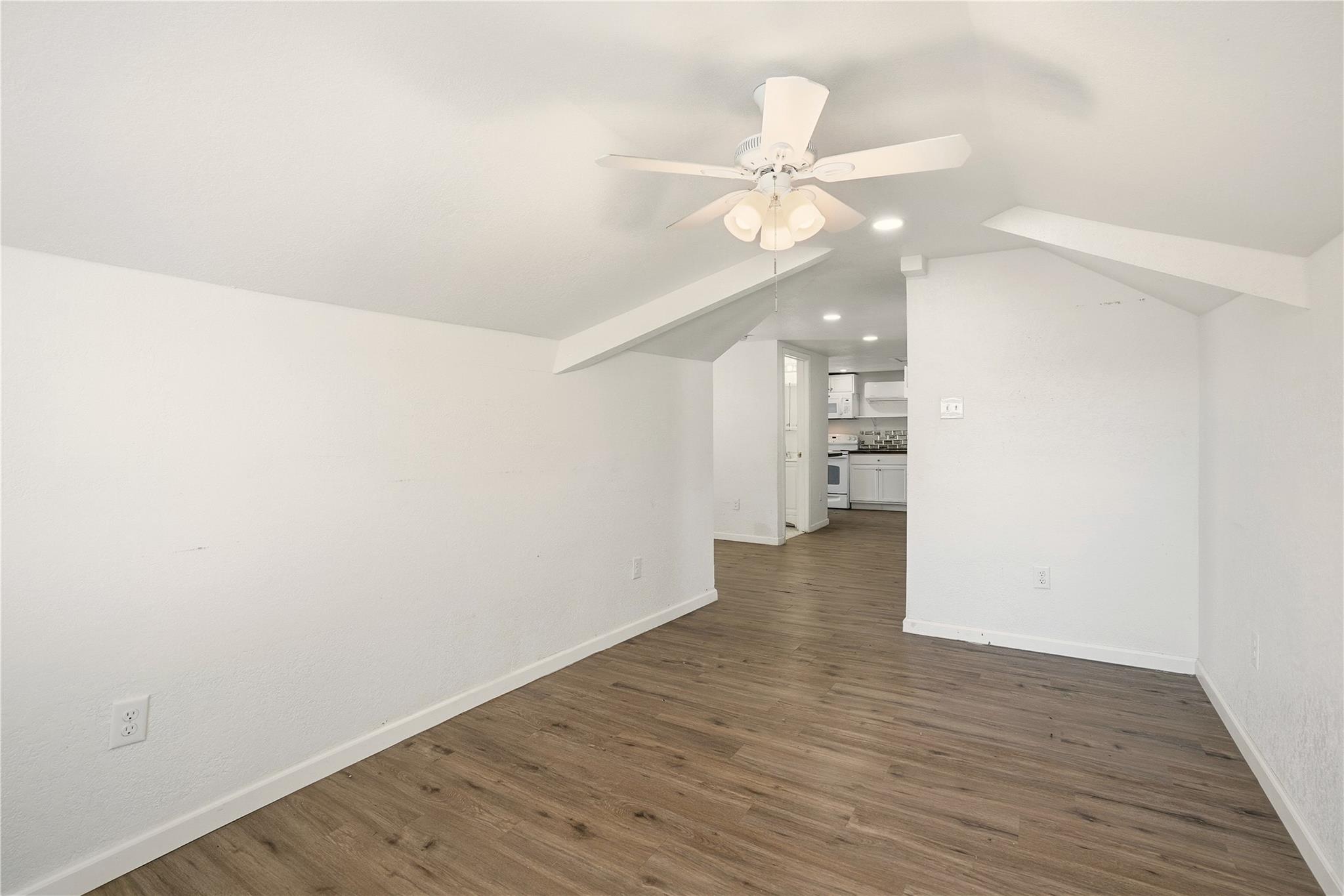 311 Castillo Avenue