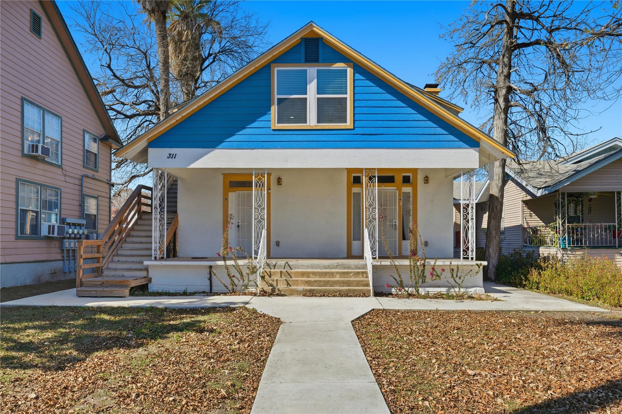 311 Castillo Avenue