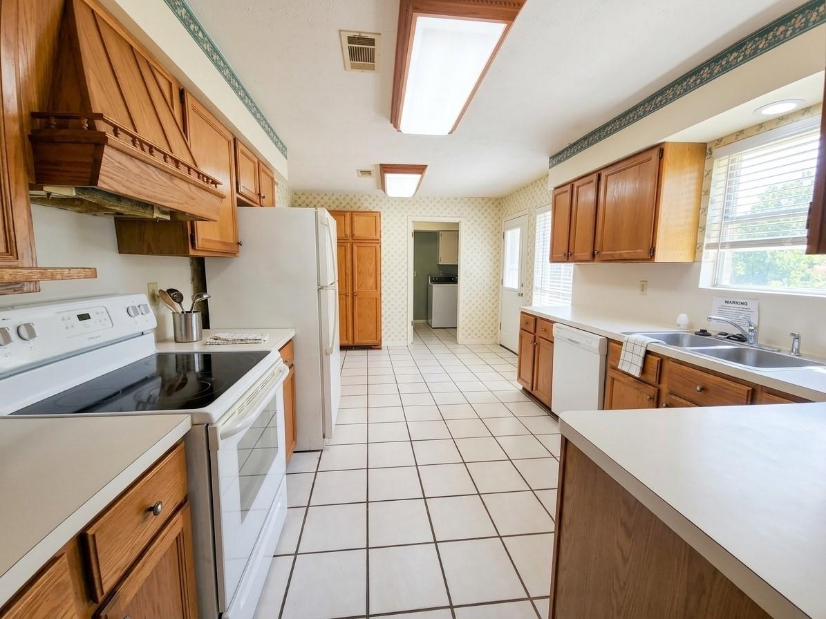 10215 Windriver Drive