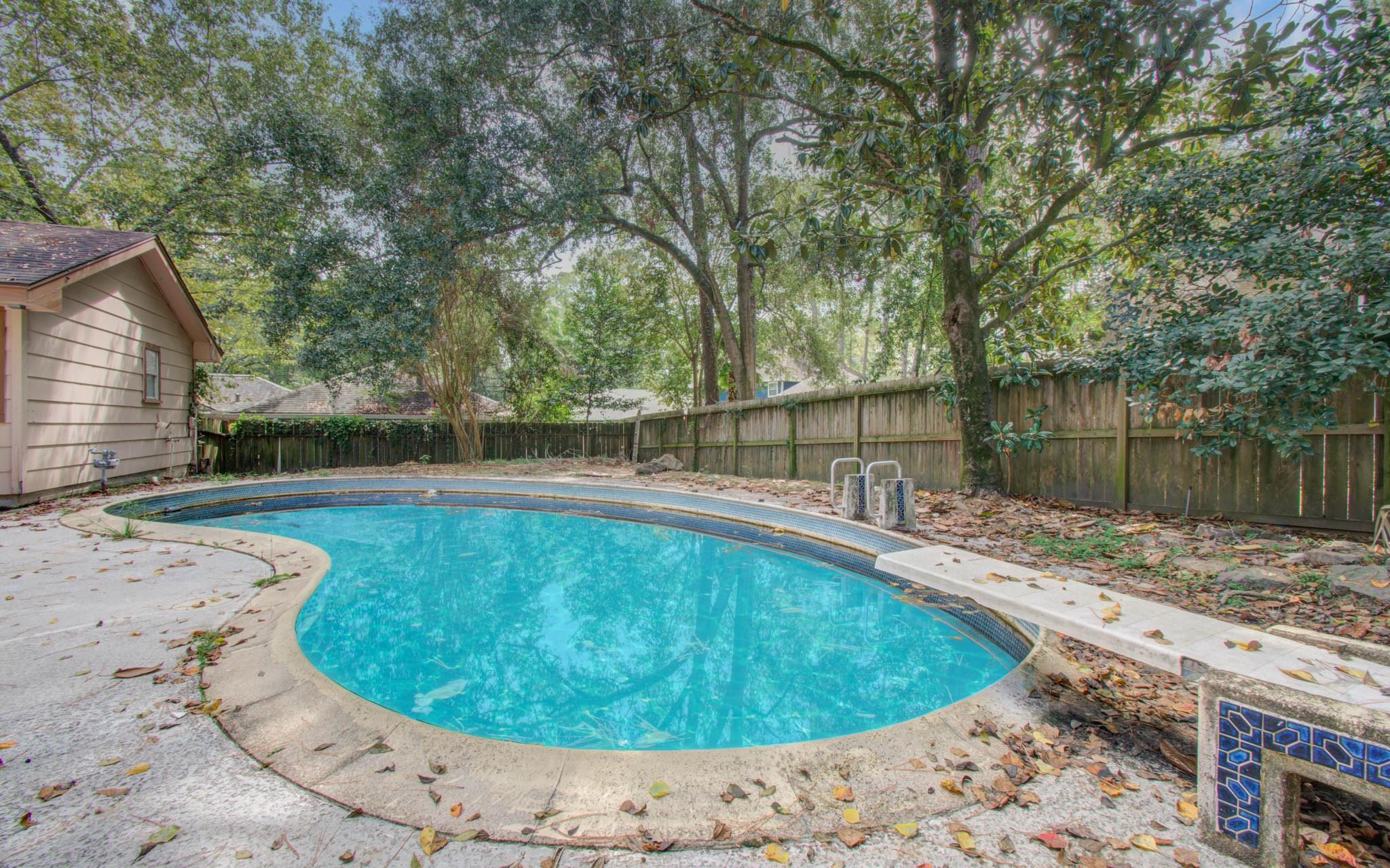 2114 Woodland Valley Drive