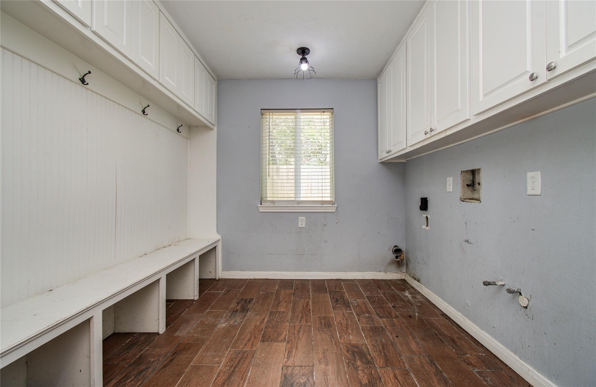 2114 Woodland Valley Drive