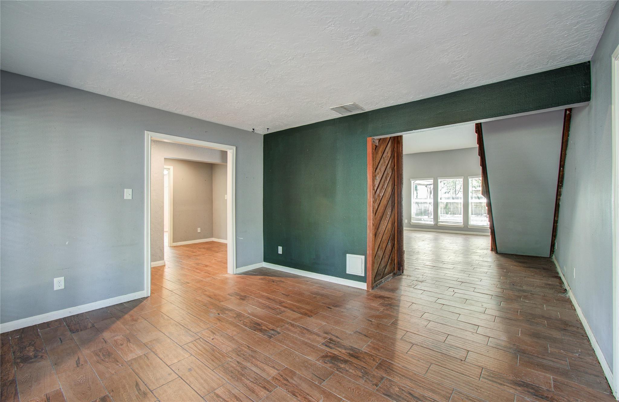 2114 Woodland Valley Drive