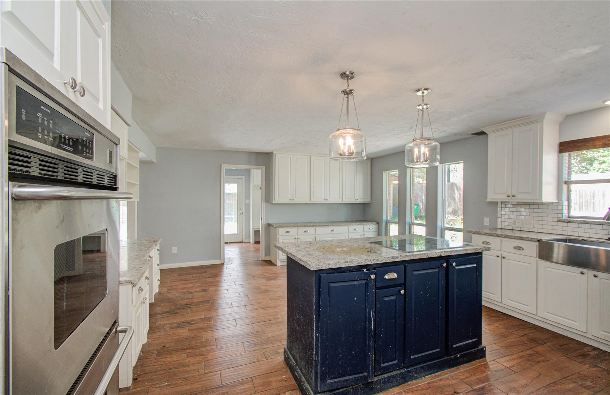 2114 Woodland Valley Drive