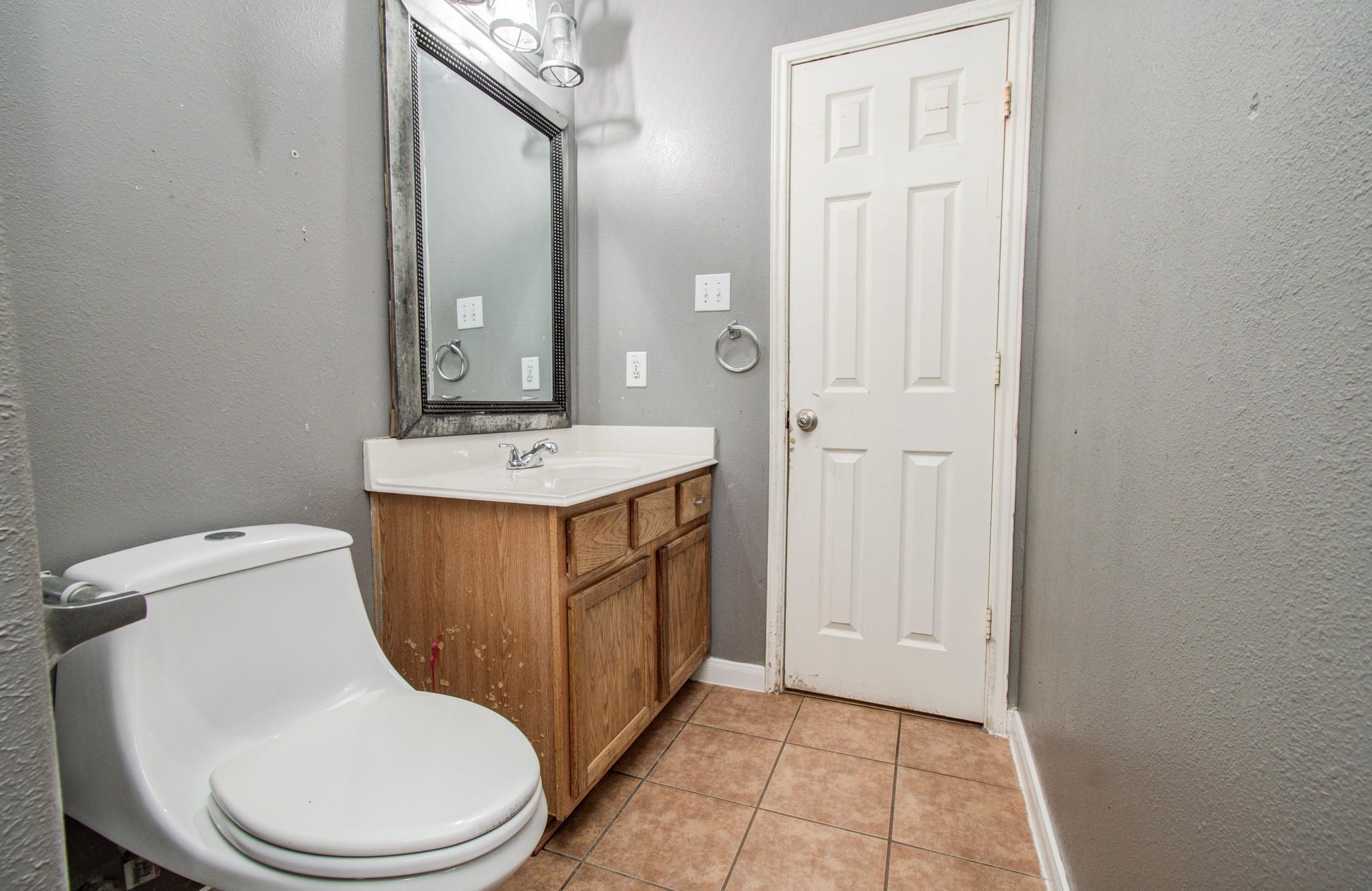 21606 Kings Bend Drive