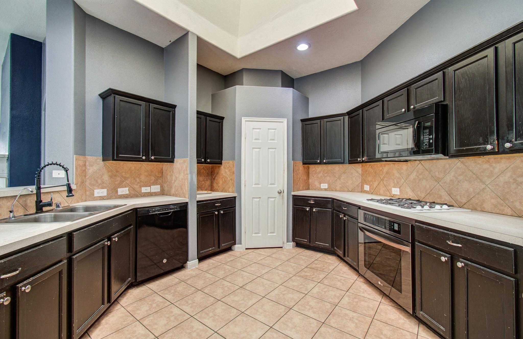 21606 Kings Bend Drive