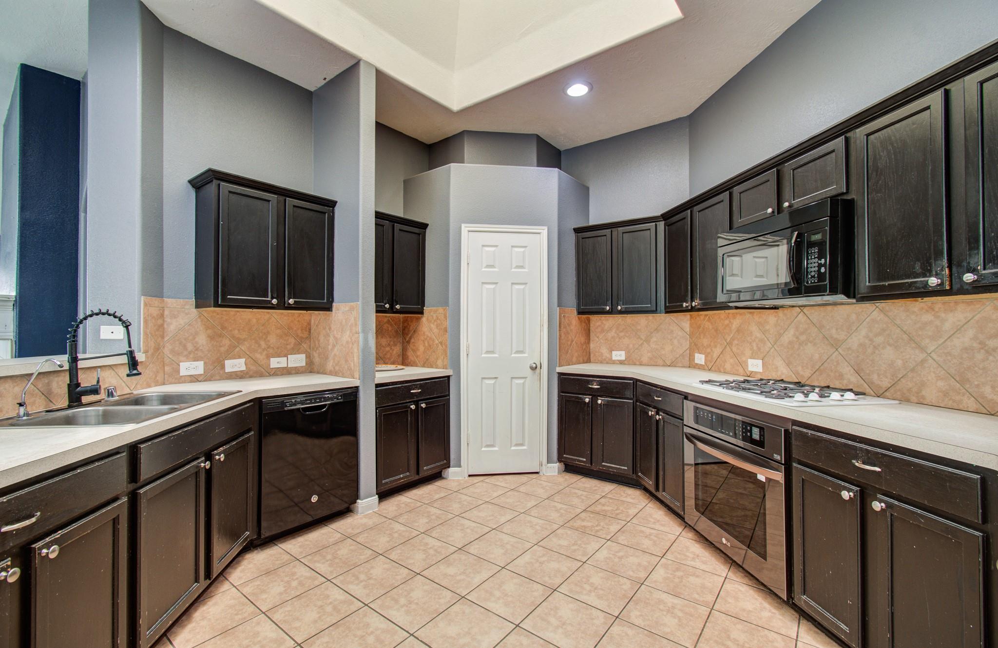 21606 Kings Bend Drive