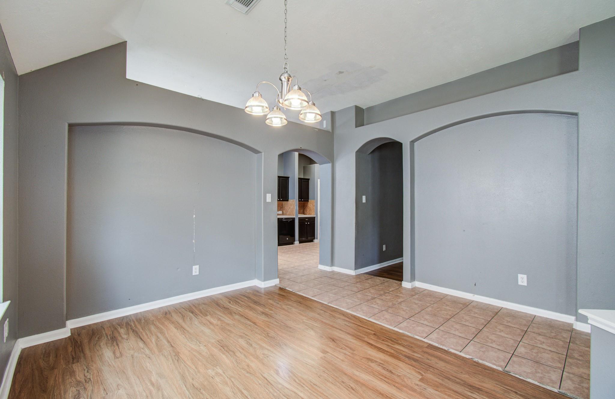 21606 Kings Bend Drive