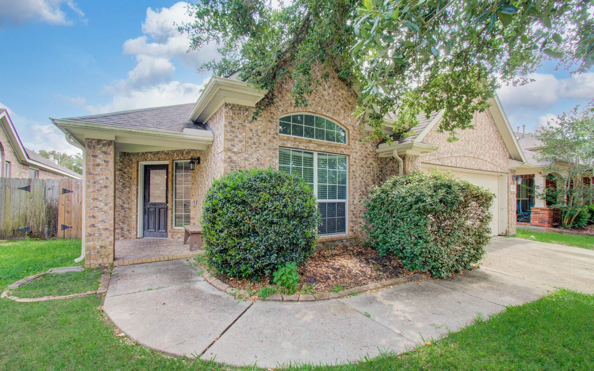 21606 Kings Bend Drive