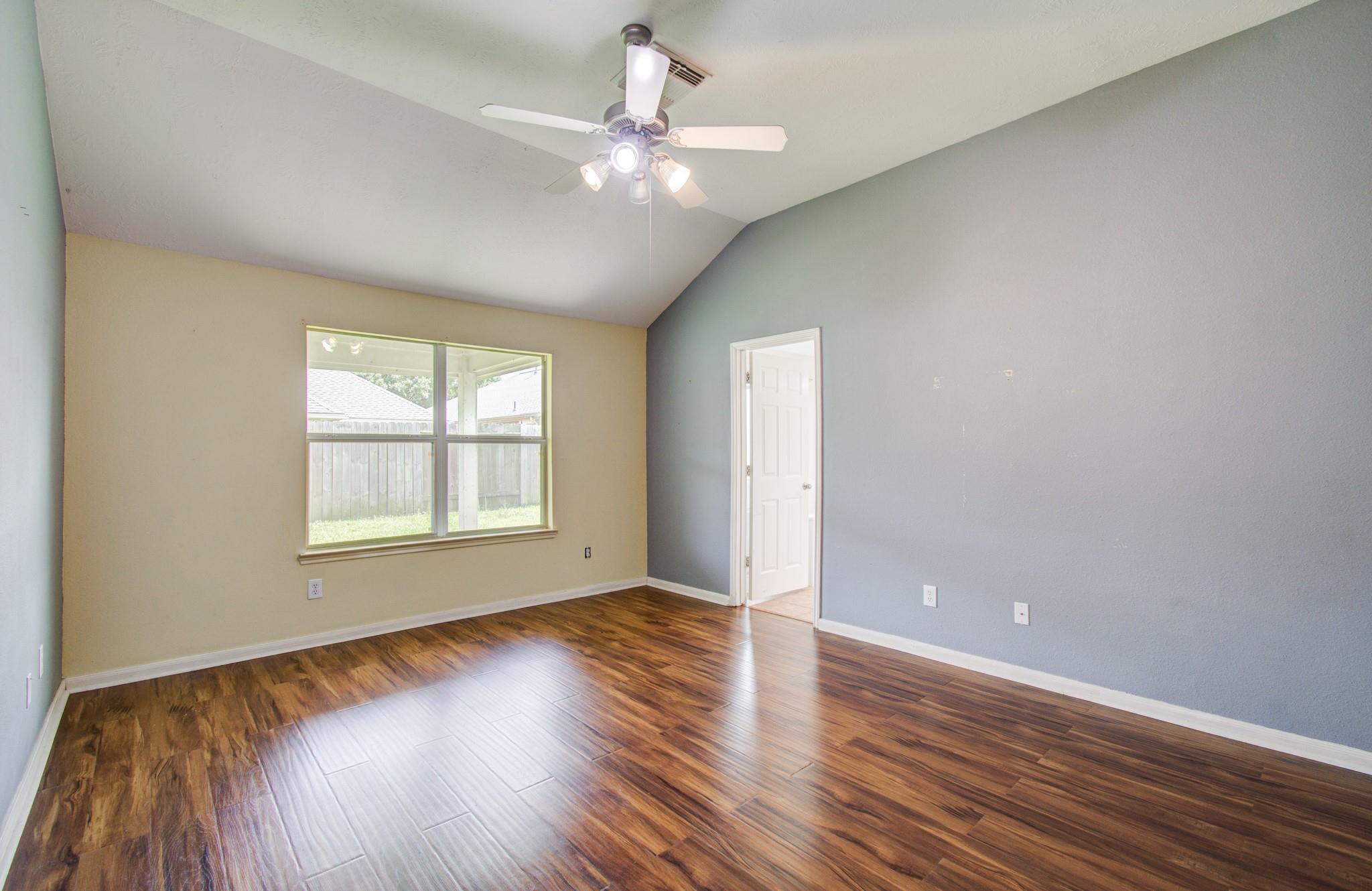 21606 Kings Bend Drive