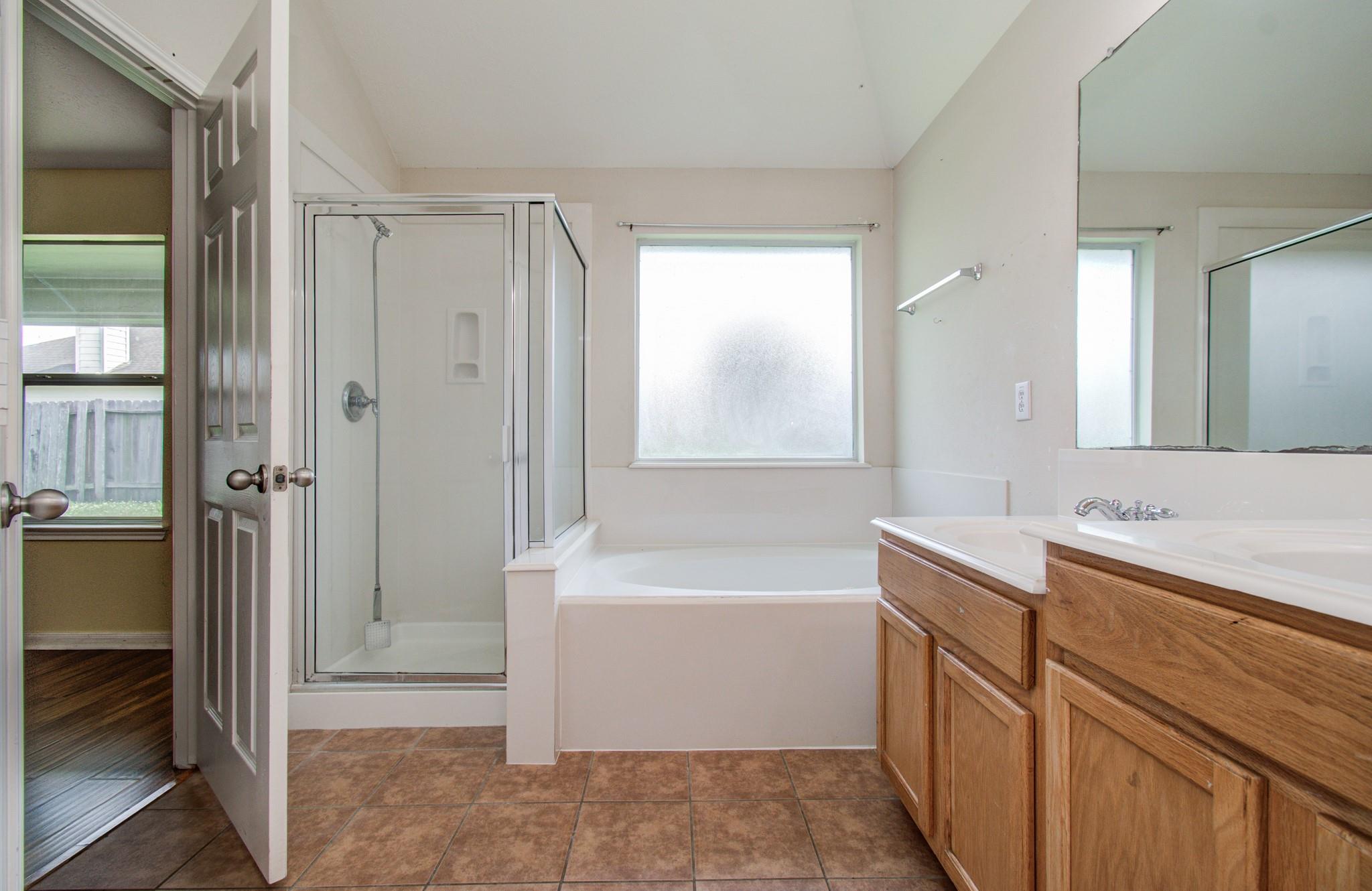 21606 Kings Bend Drive