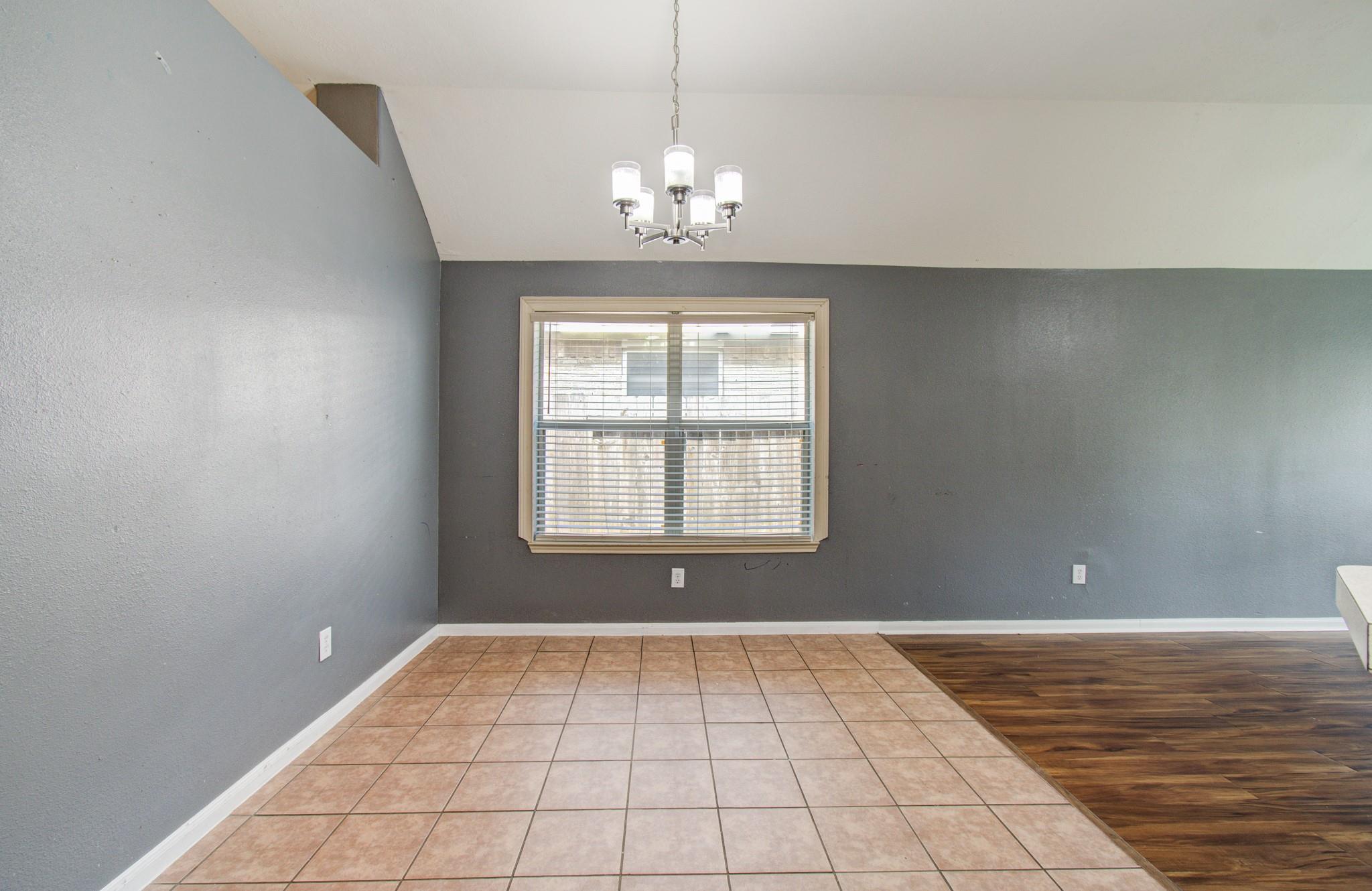 21606 Kings Bend Drive