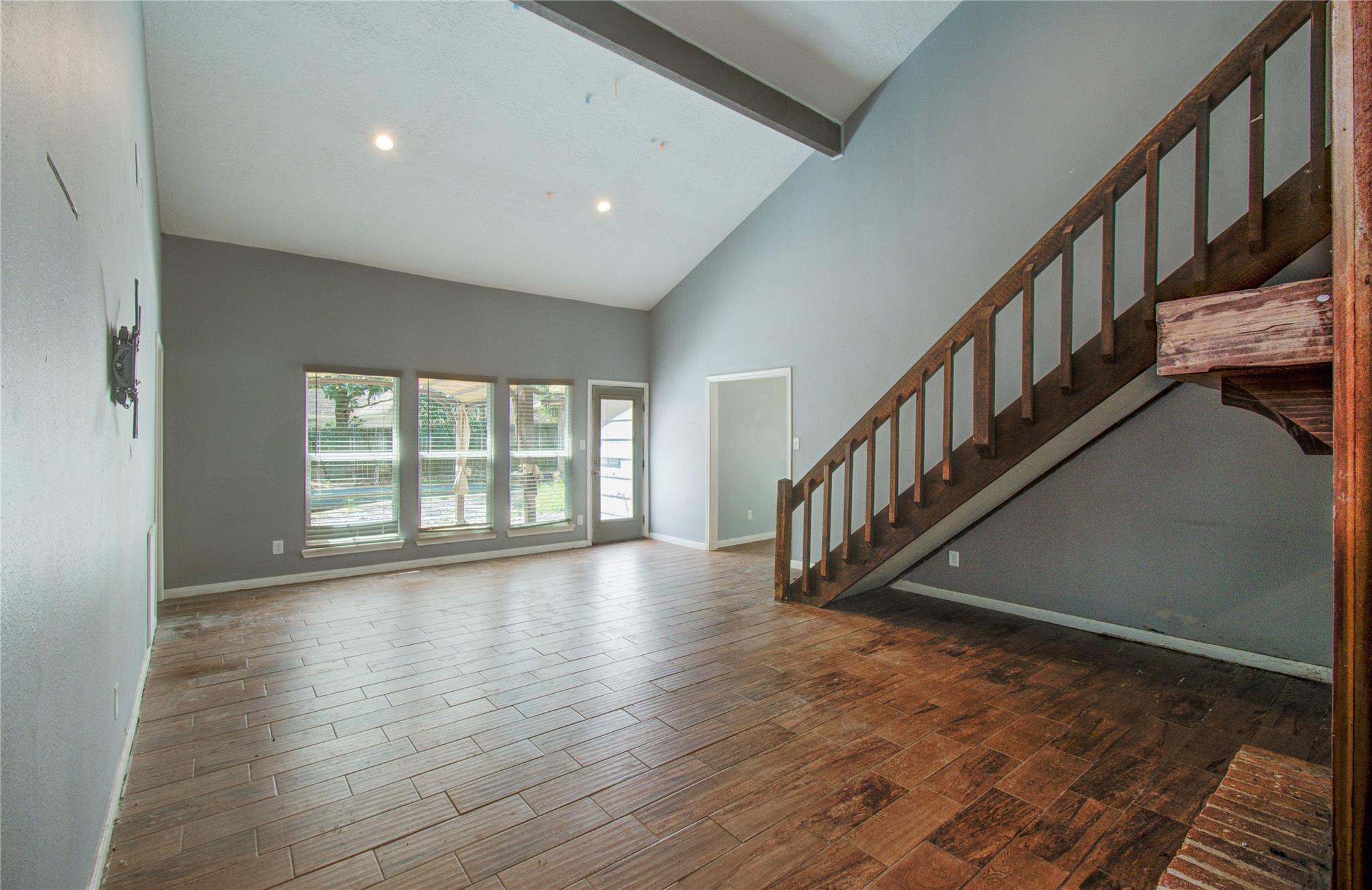 2114 Woodland Valley Drive