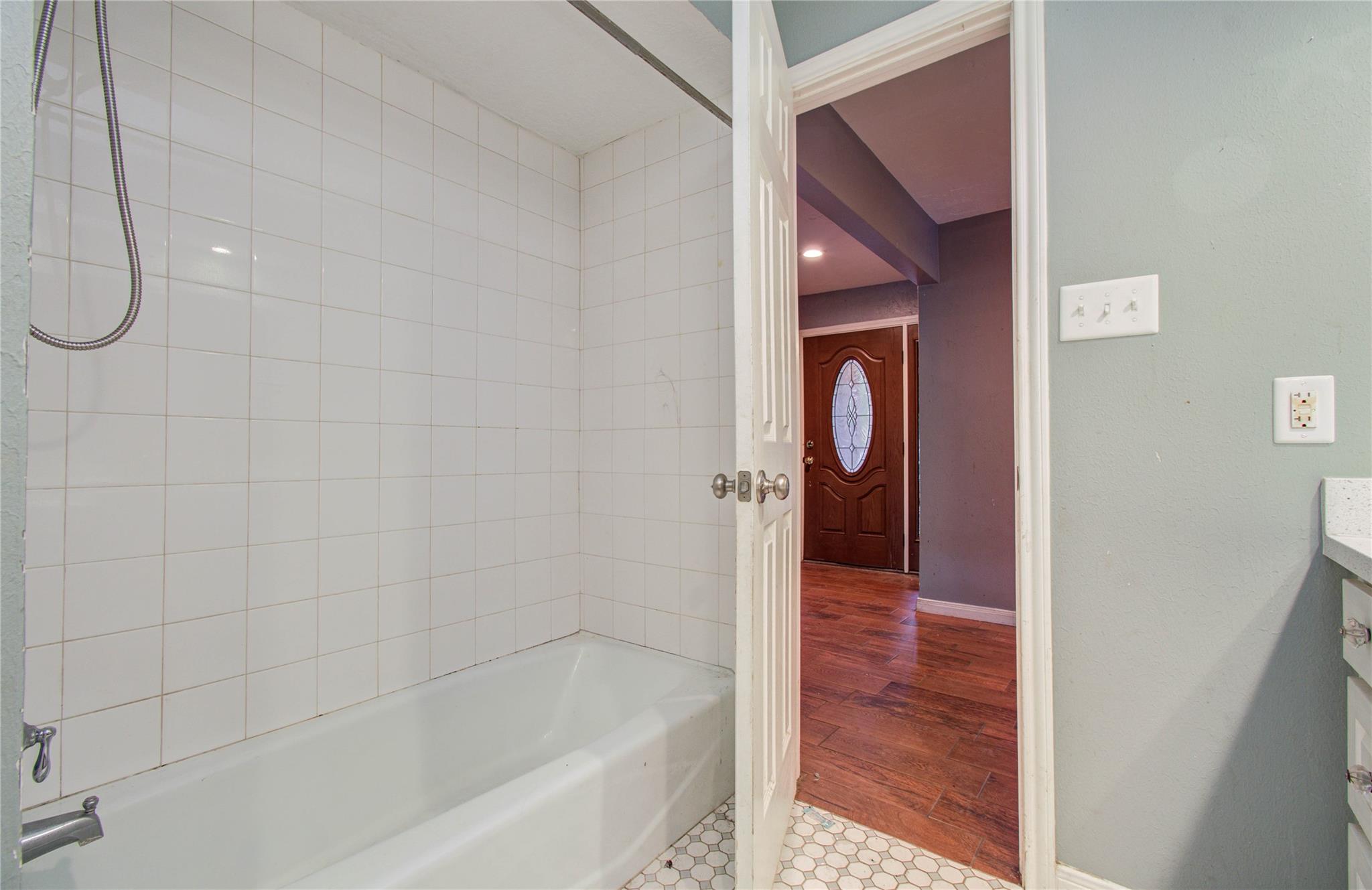 2114 Woodland Valley Drive