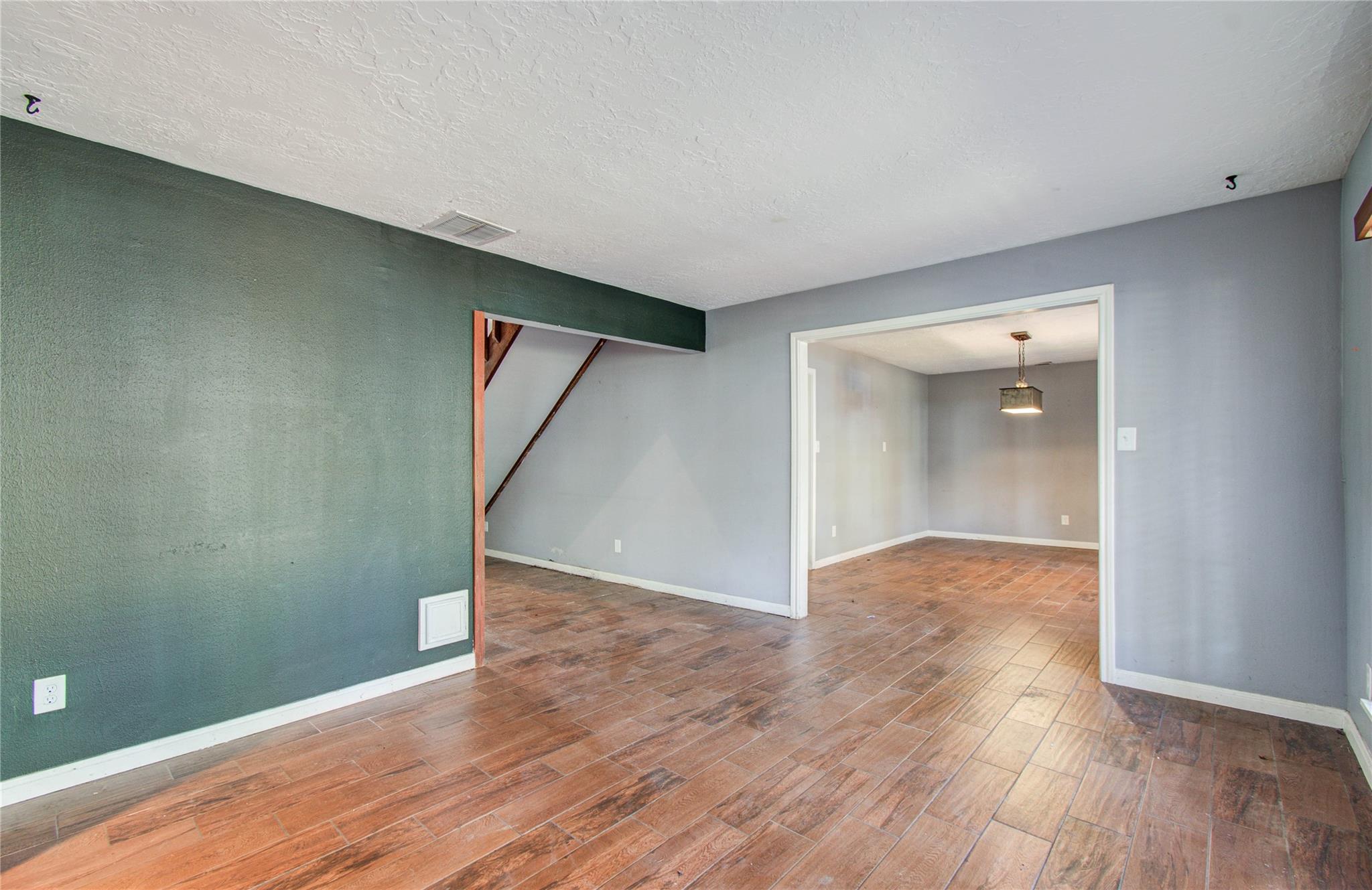 2114 Woodland Valley Drive