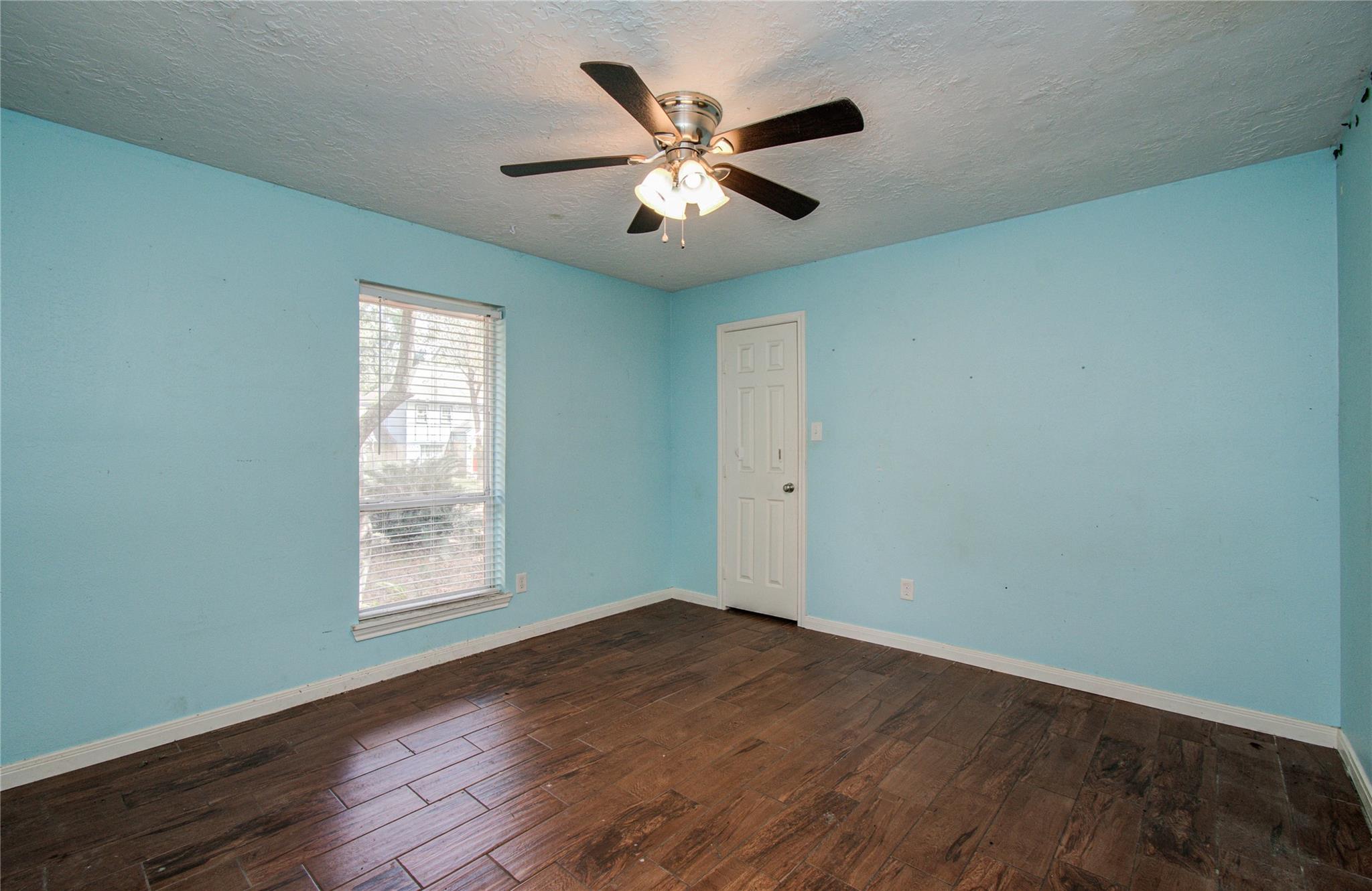 2114 Woodland Valley Drive