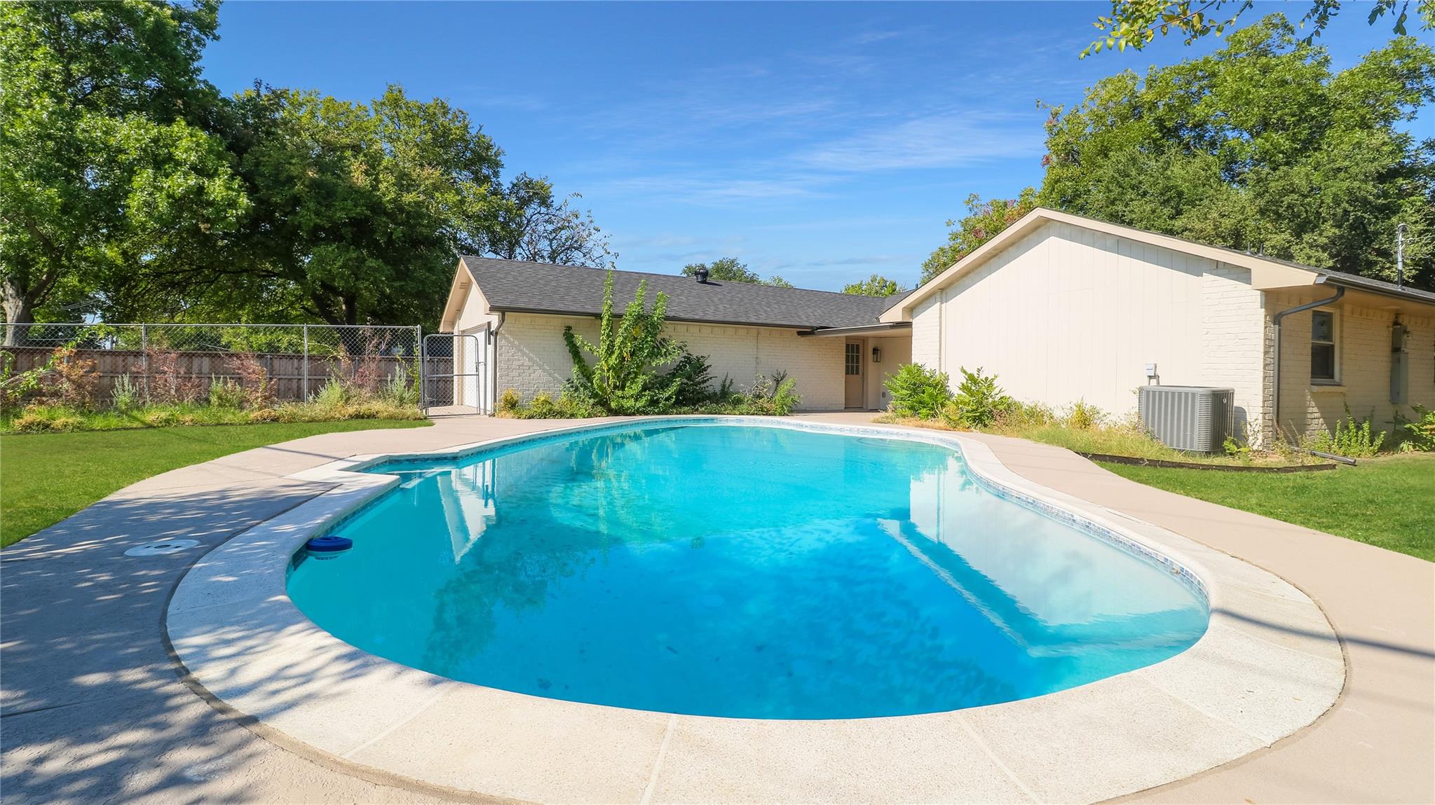 7862 La Verdura Drive