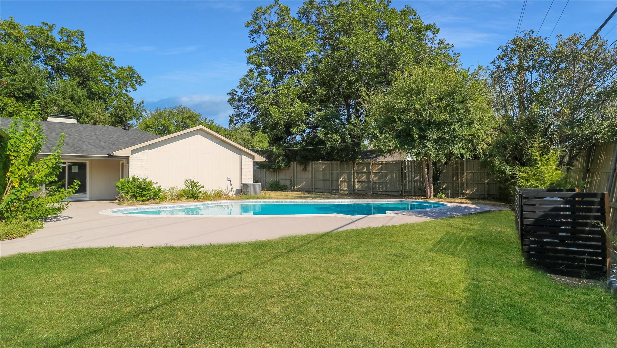 7862 La Verdura Drive
