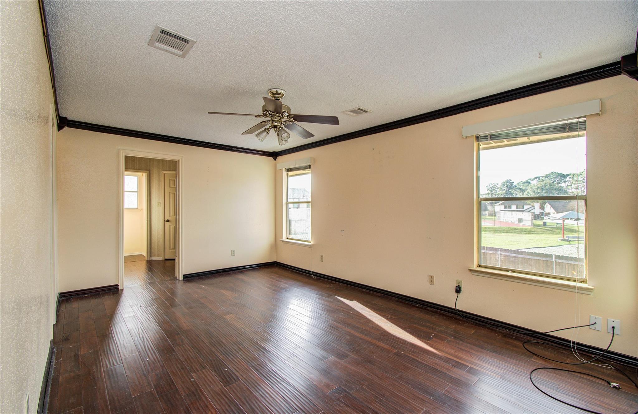 21323 Snappy Creek Lane