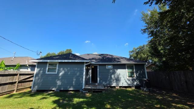 205 Leora Avenue