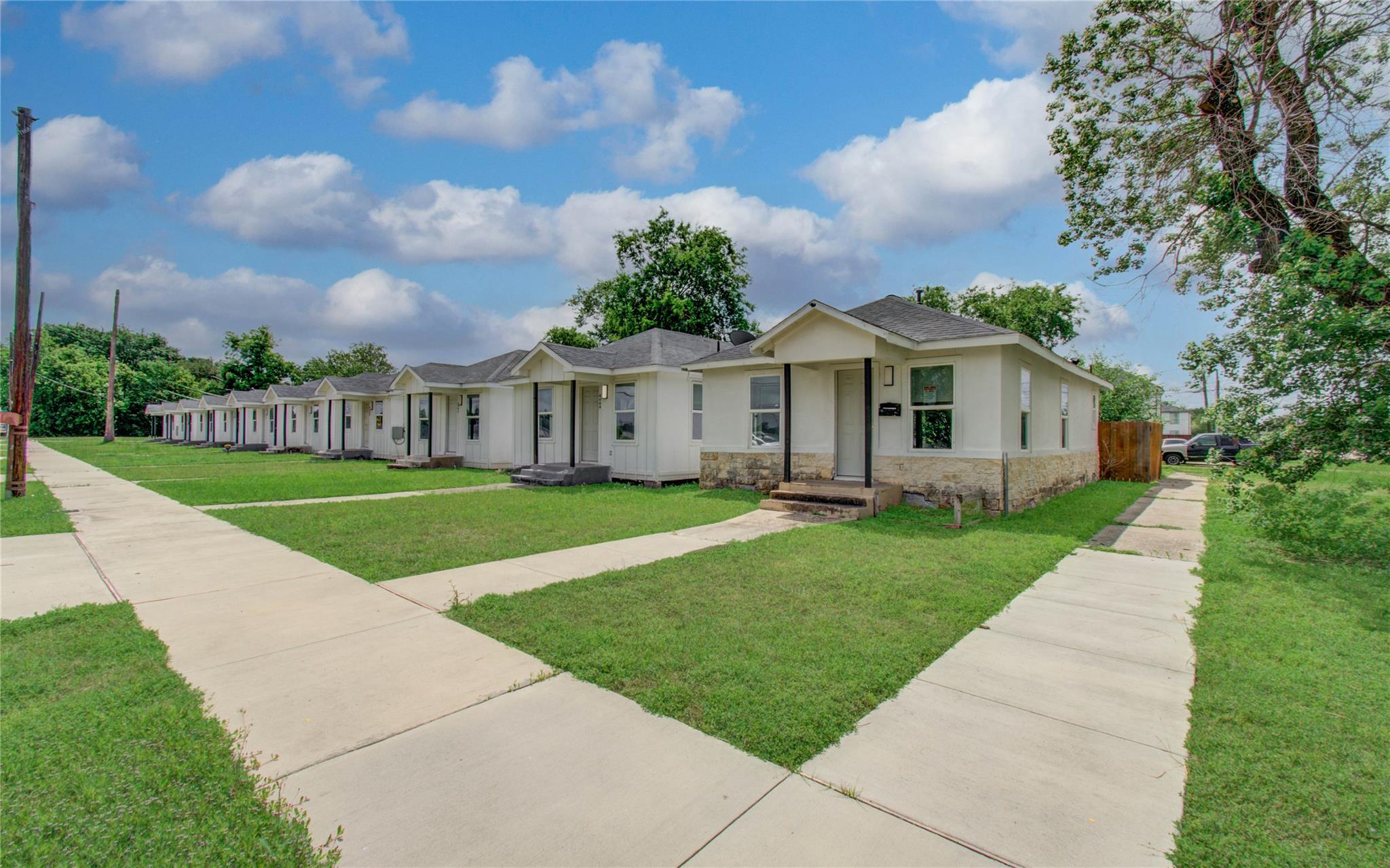 2310 Solo Street