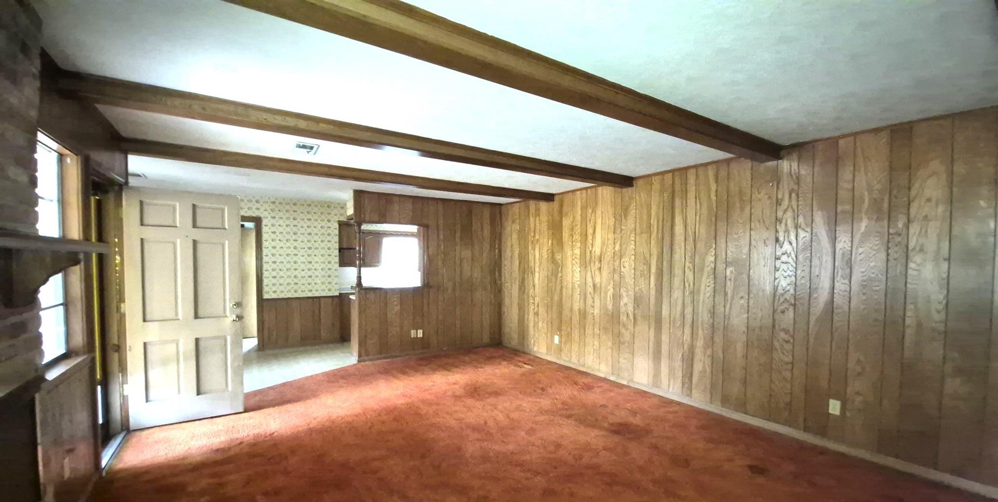 1015 Woodfield Lane