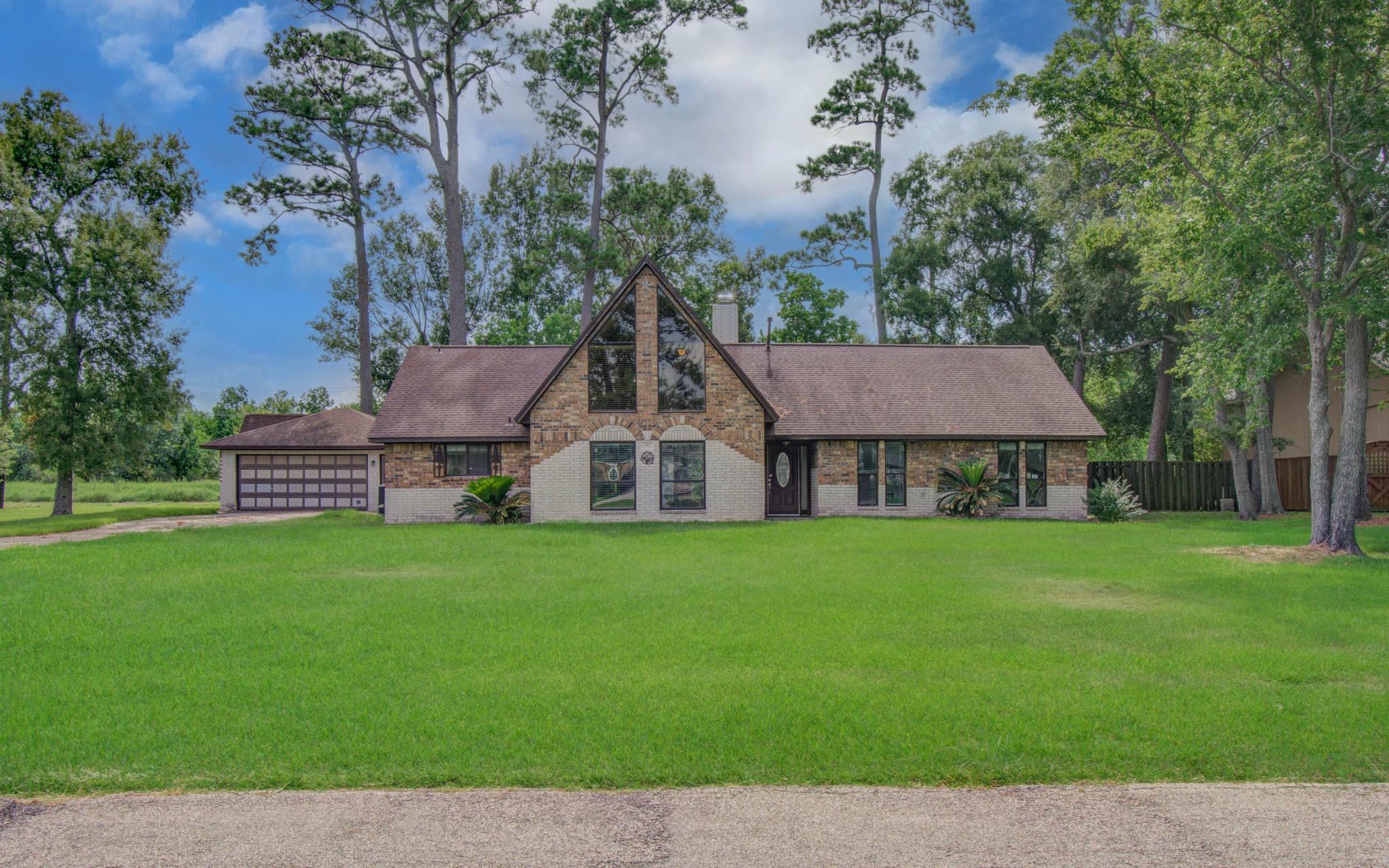 123 W Circle Drive