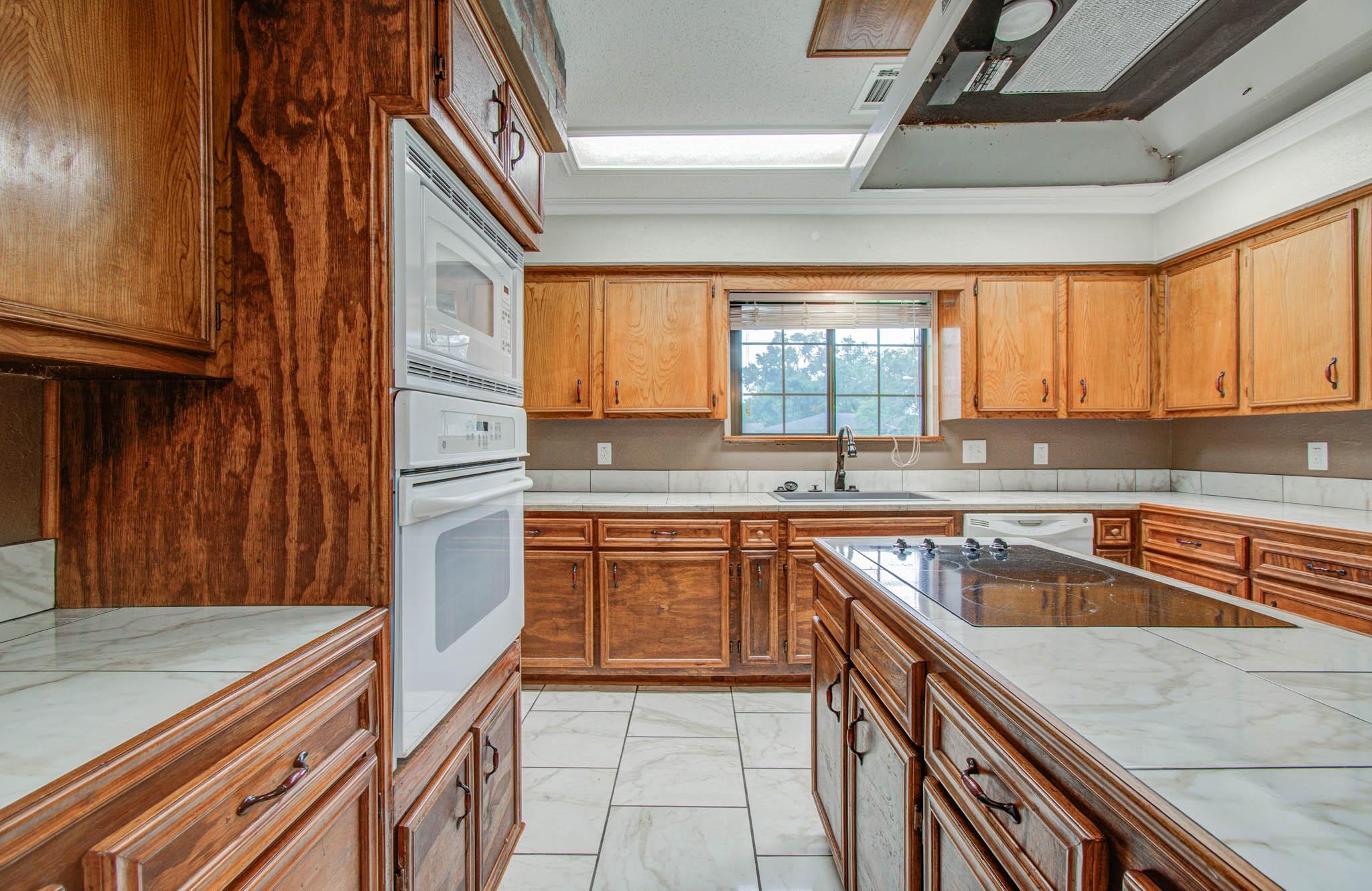 123 W Circle Drive