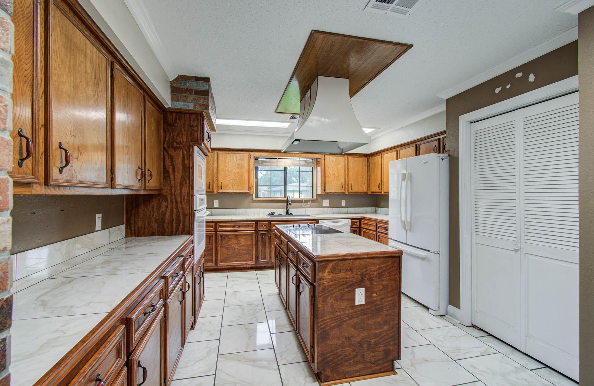 123 W Circle Drive