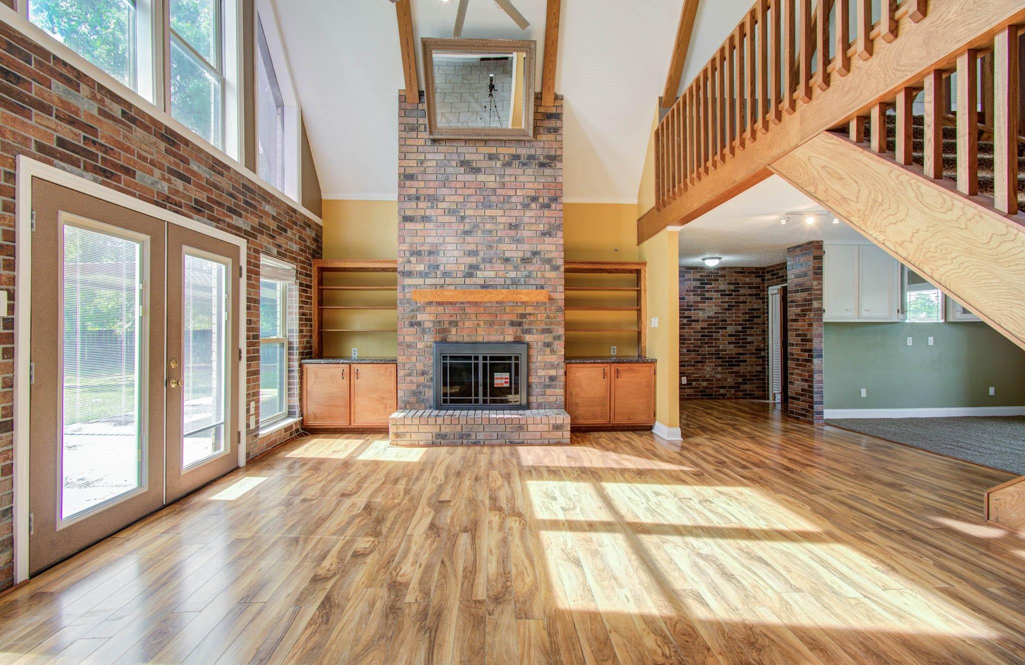 123 W Circle Drive