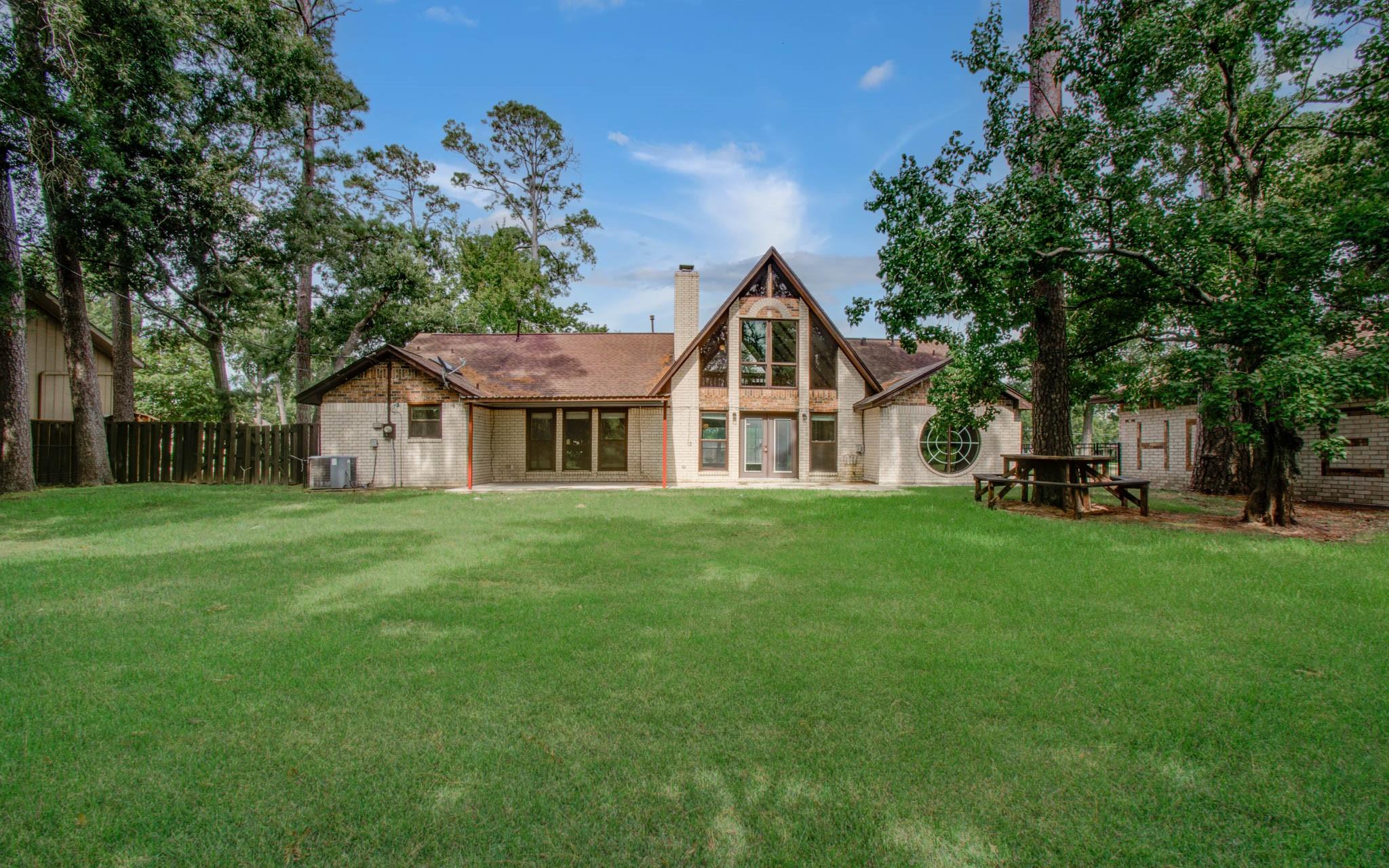 123 W Circle Drive