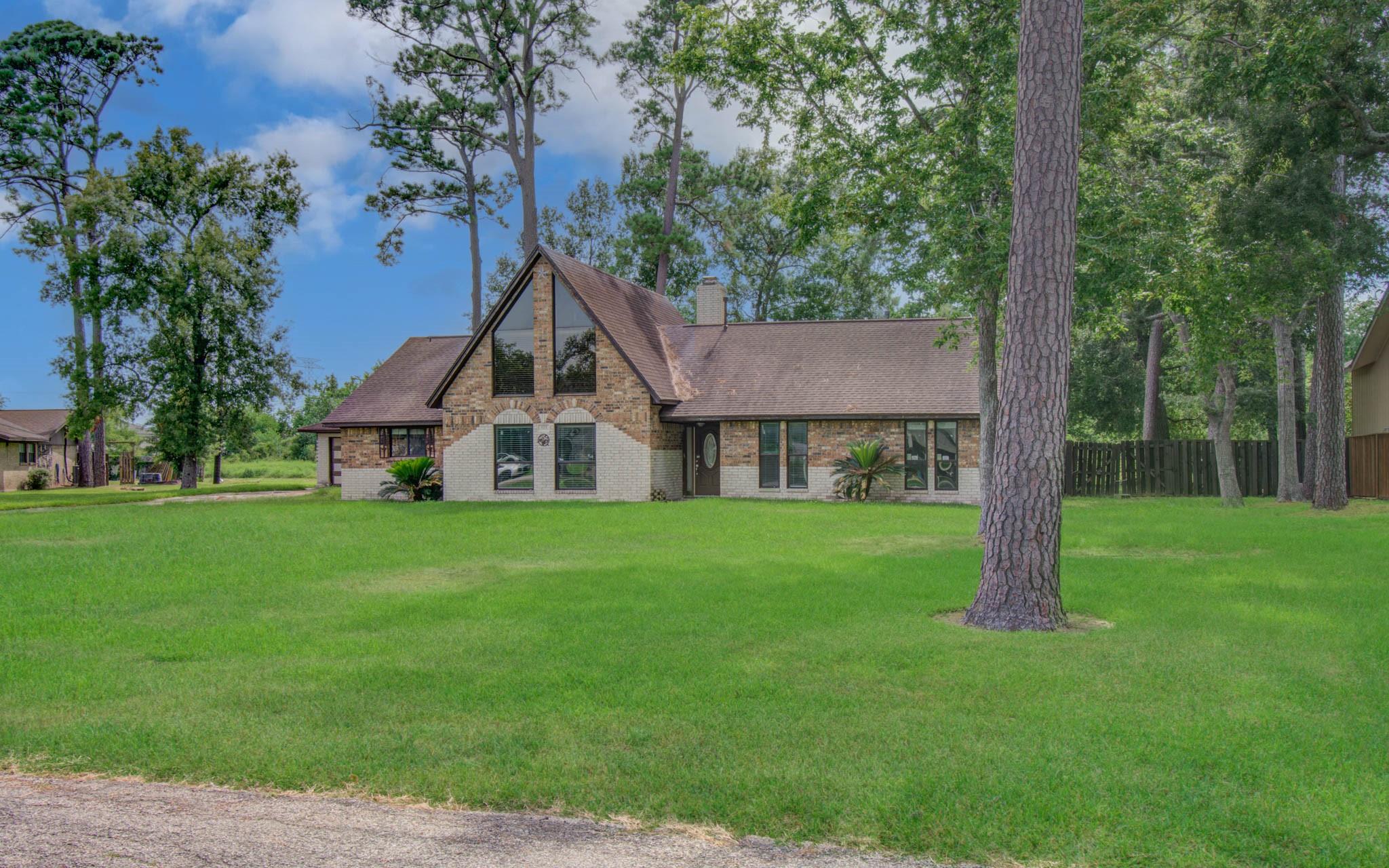 123 W Circle Drive