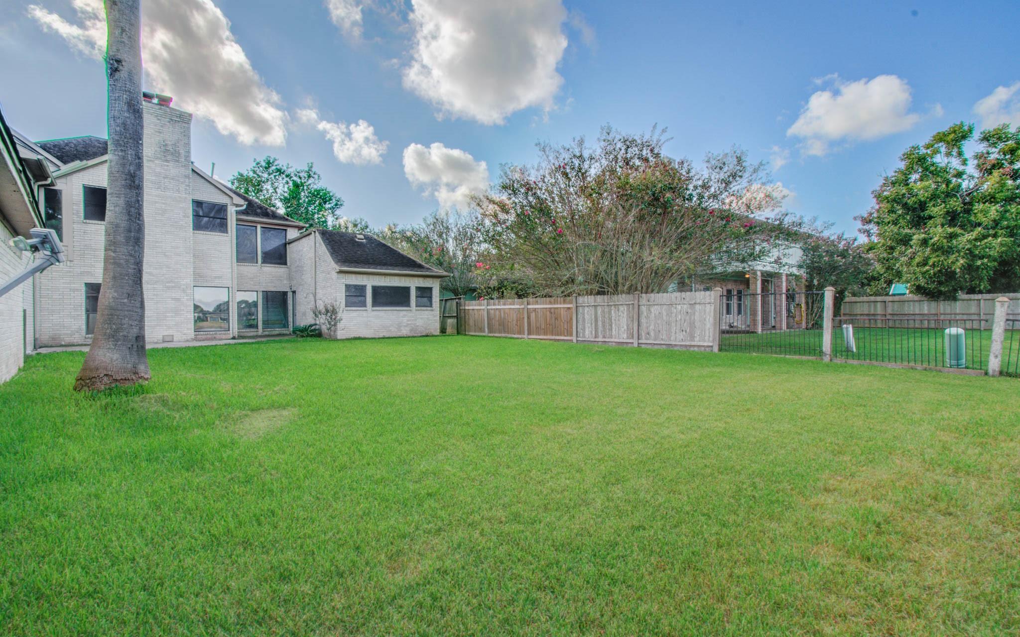 3902 Crow Valley Drive