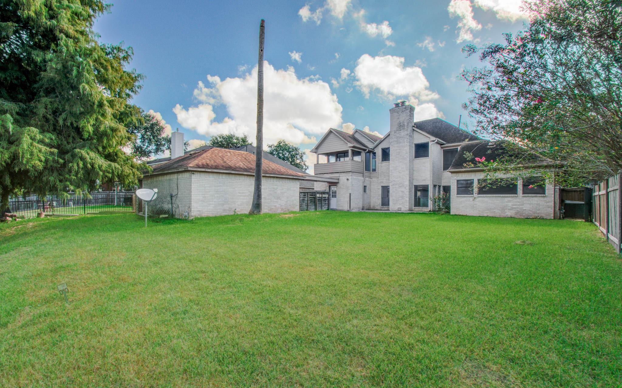 3902 Crow Valley Drive