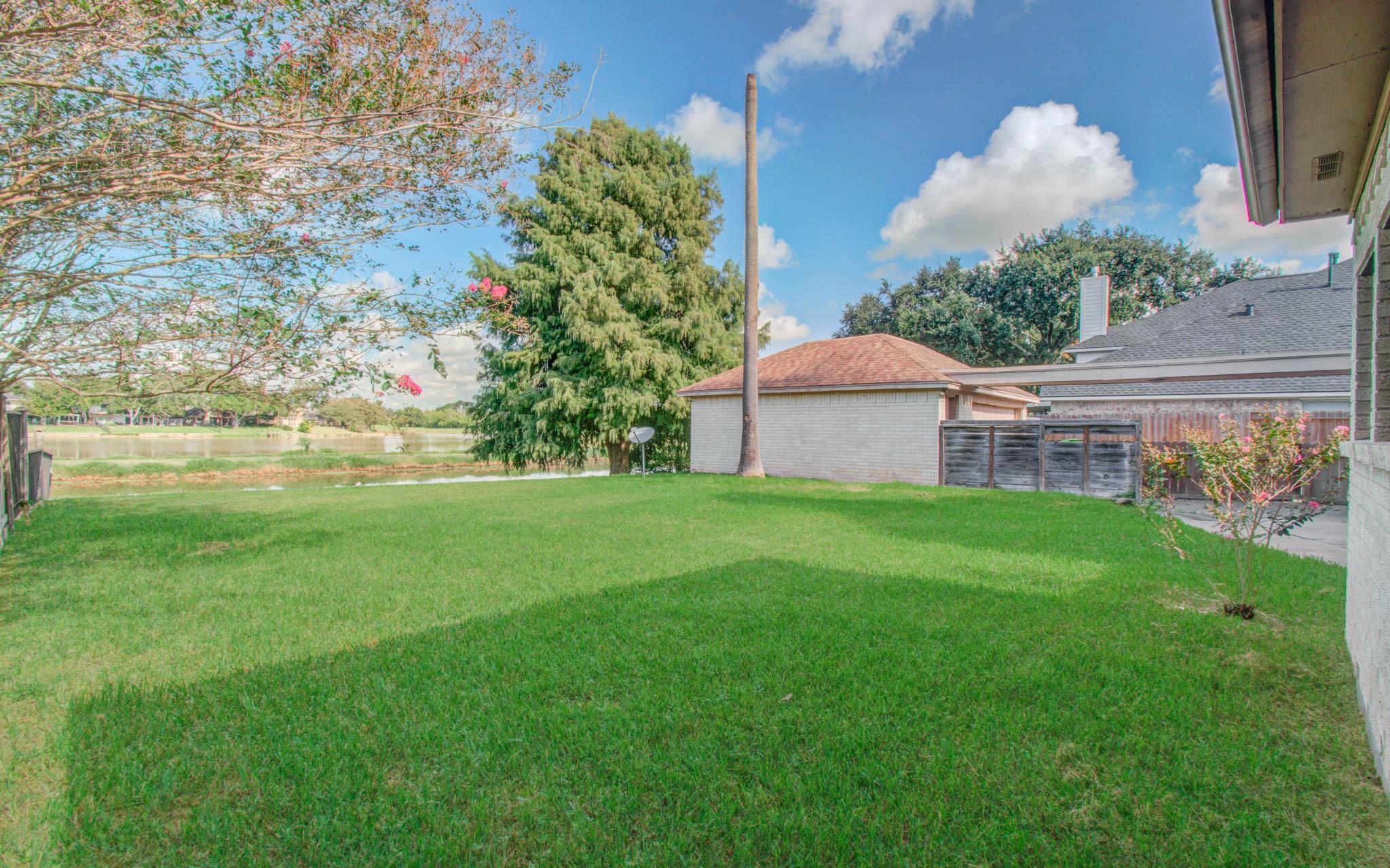 3902 Crow Valley Drive