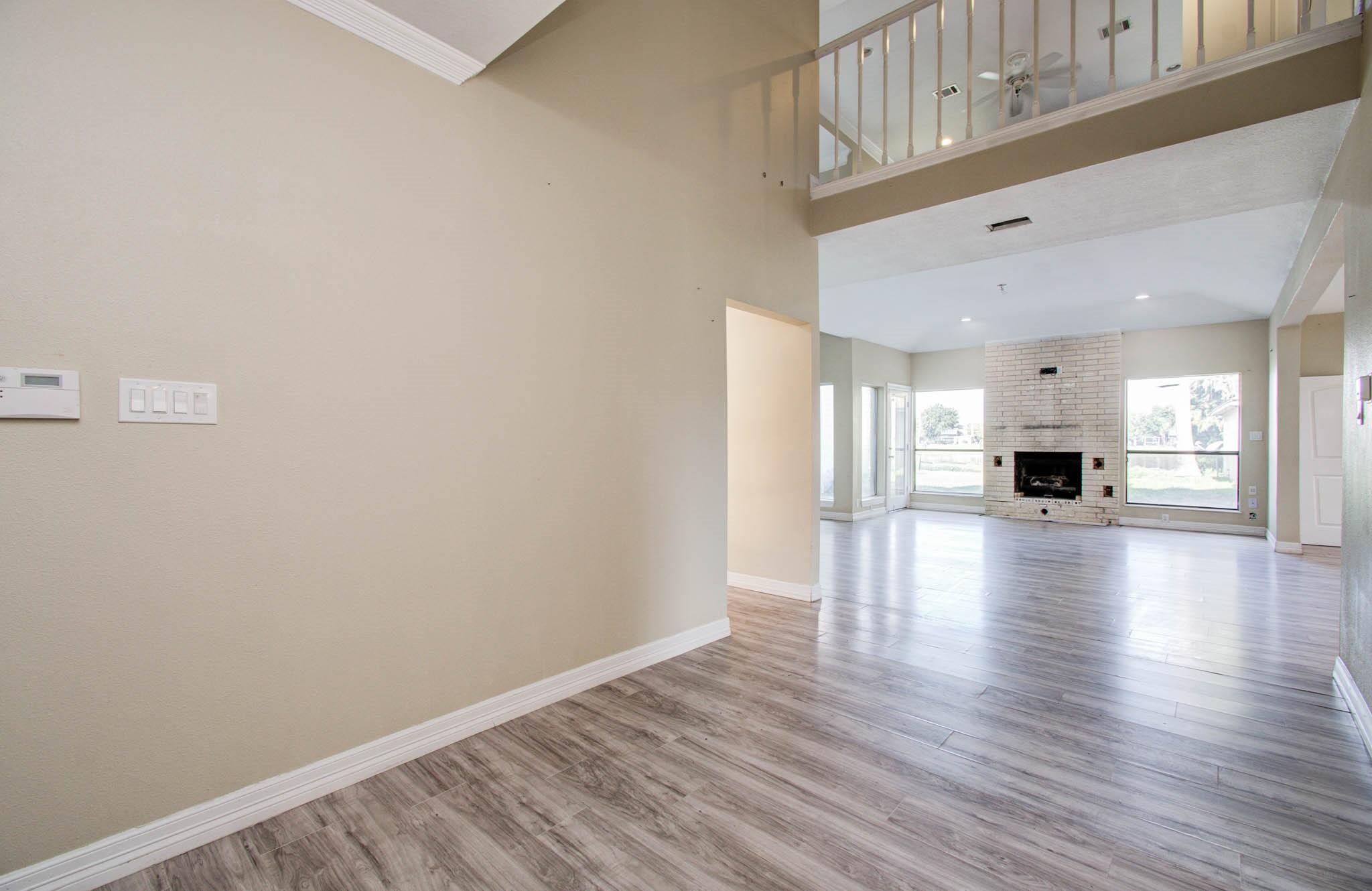 3902 Crow Valley Drive