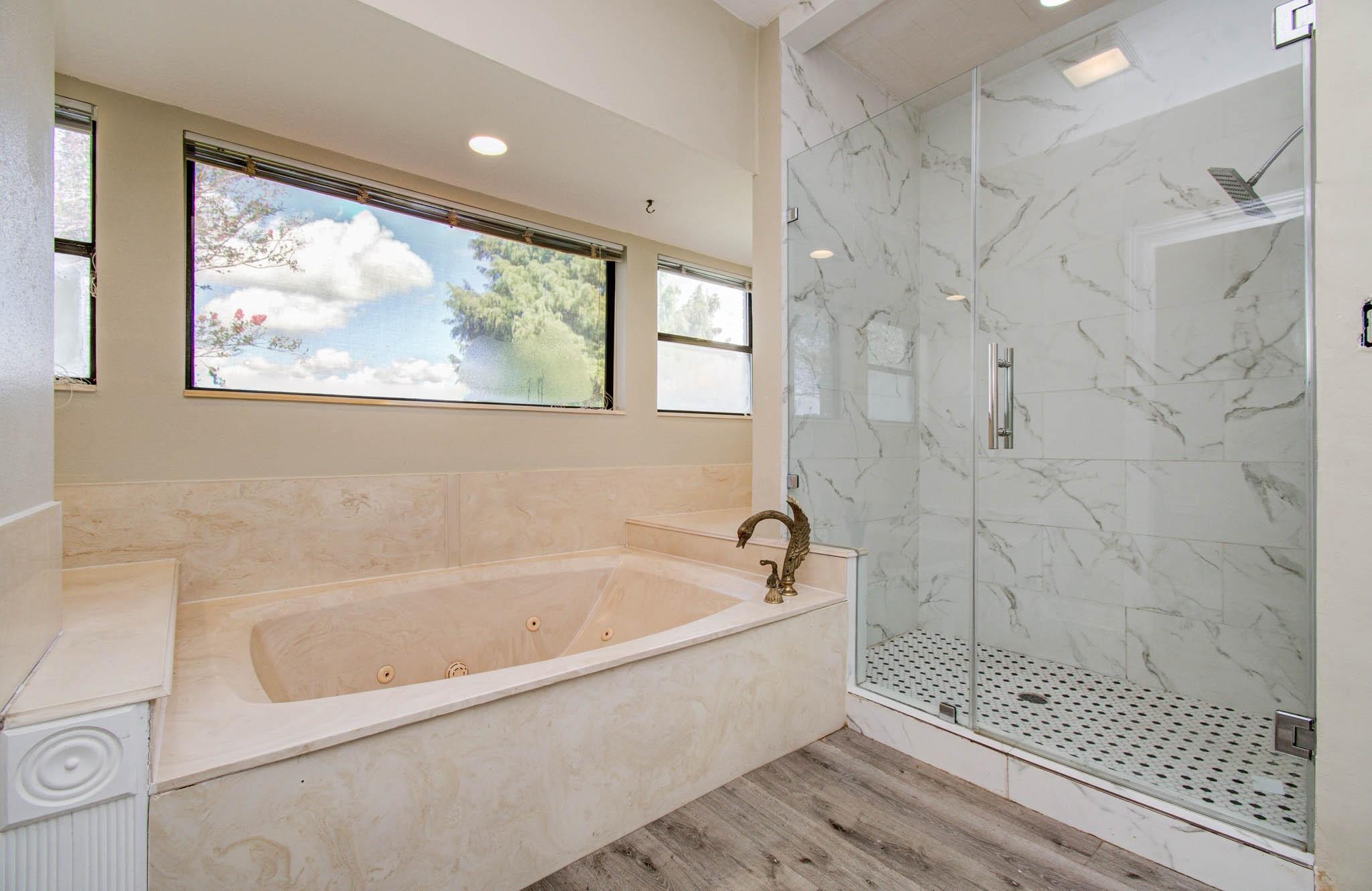 3902 Crow Valley Drive
