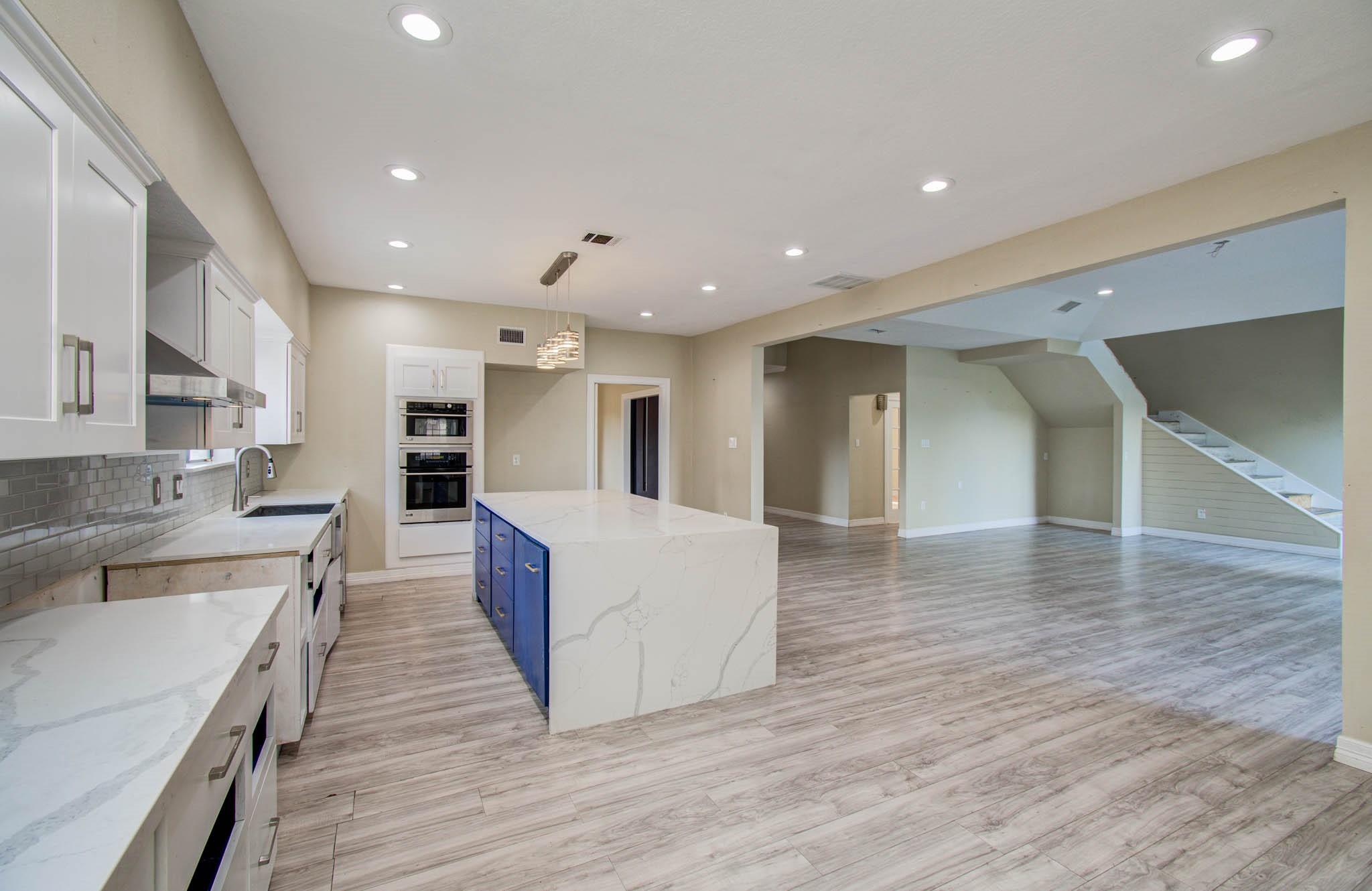 3902 Crow Valley Drive