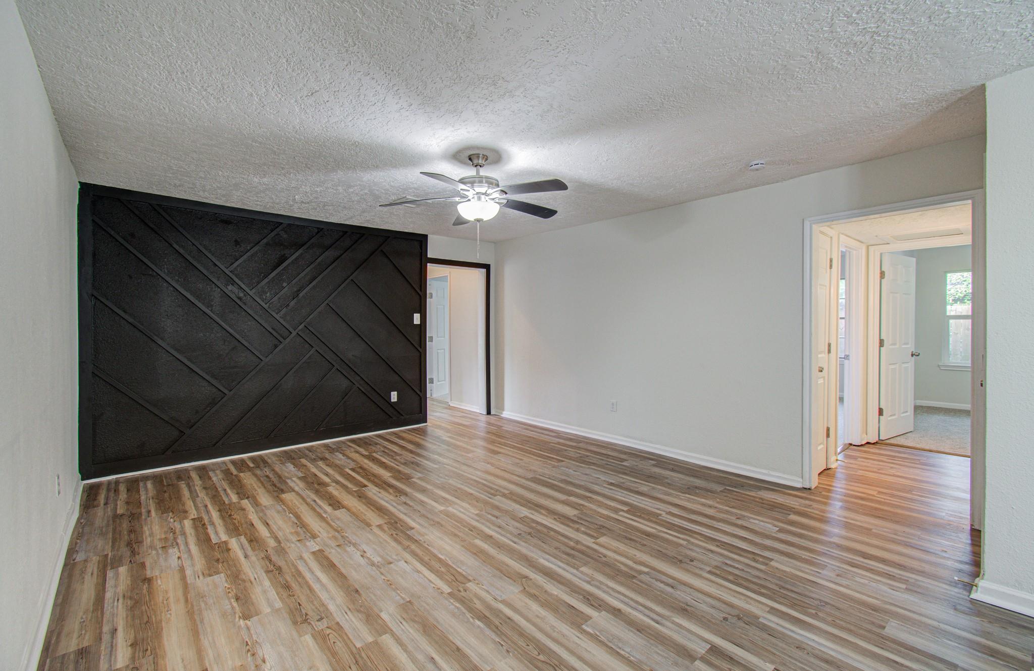 5634 Ridgeway Drive