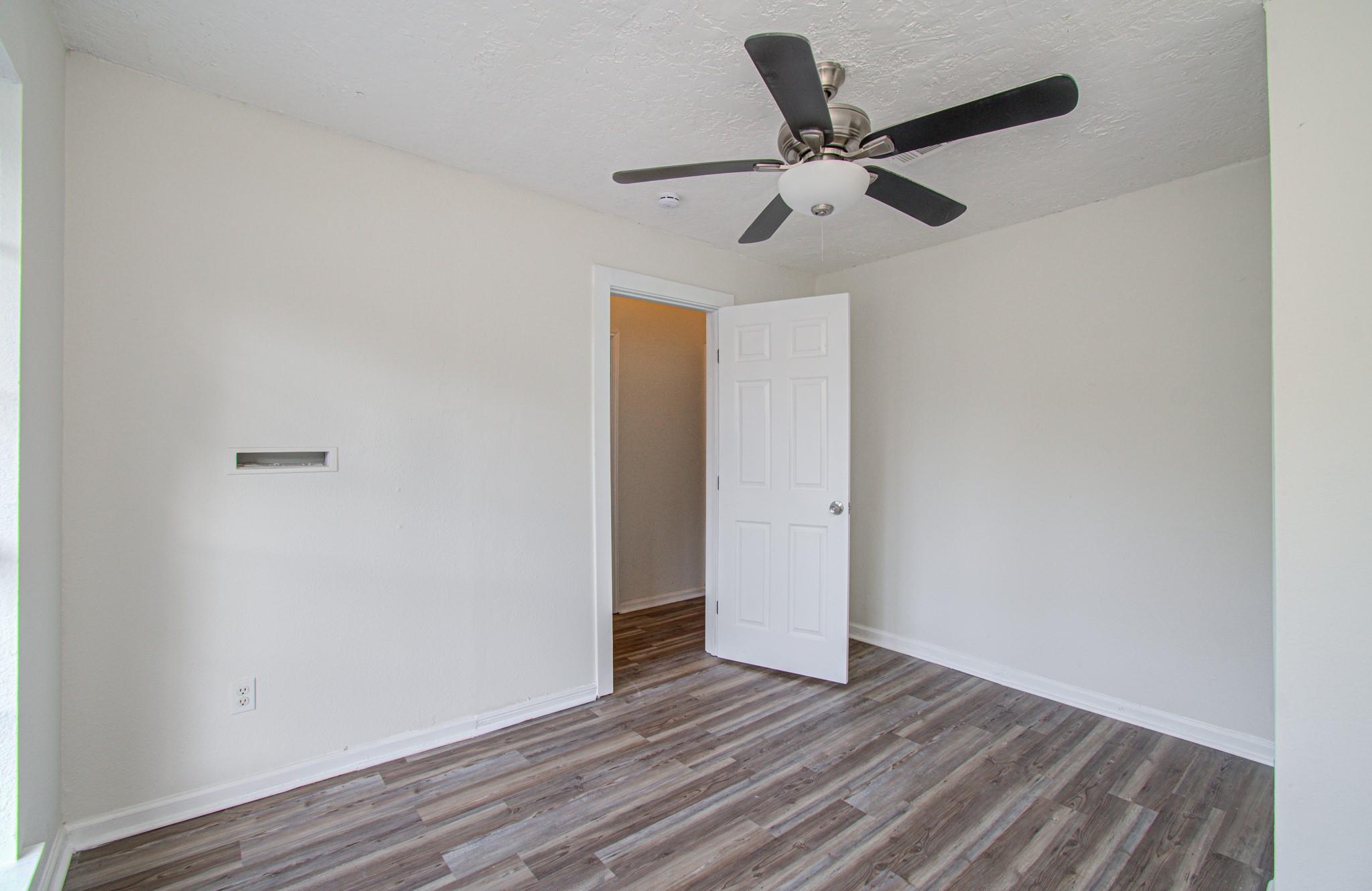 5634 Ridgeway Drive